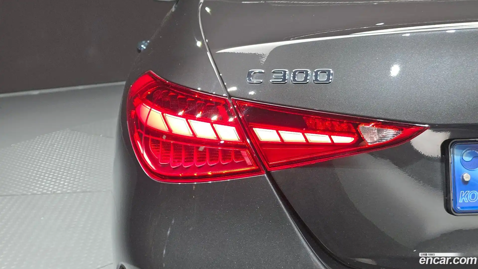 C-Class Mercedes-Benz 2022.4-OUTER-033