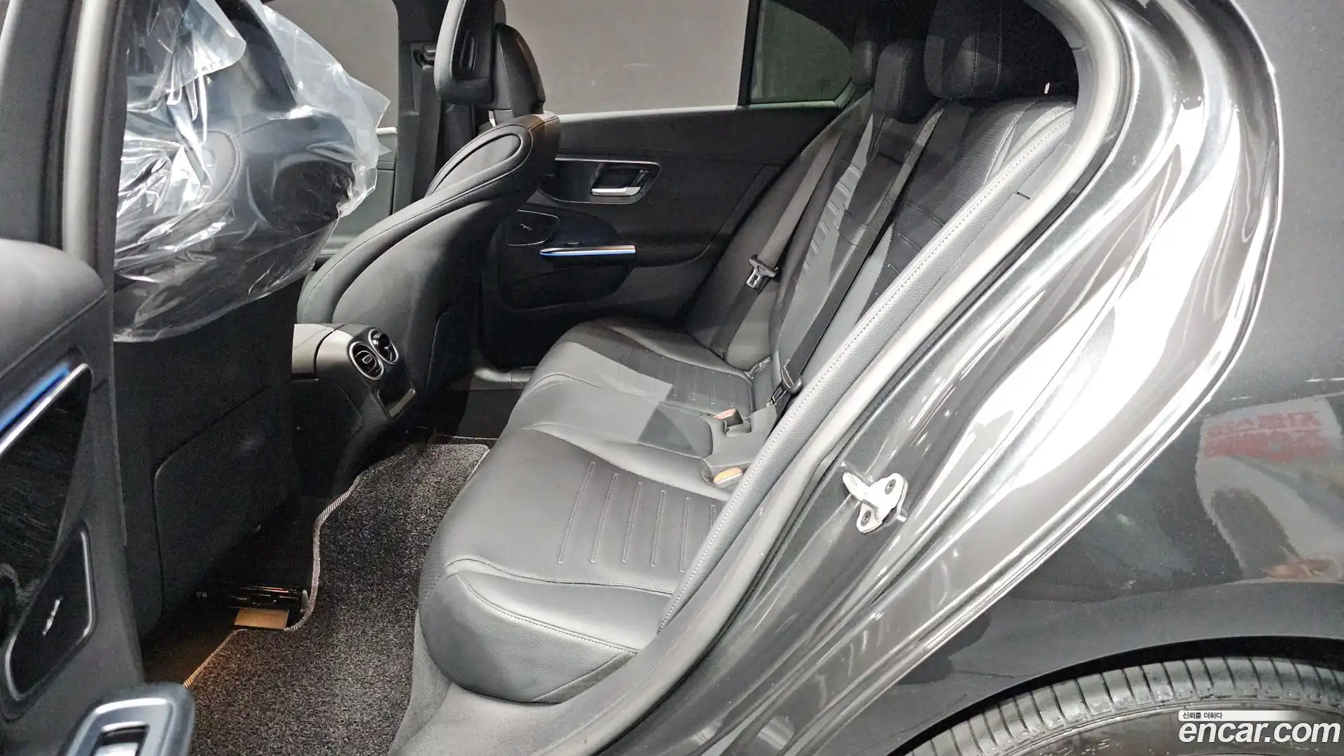 C-Class Mercedes-Benz 2022.4-INNER-036