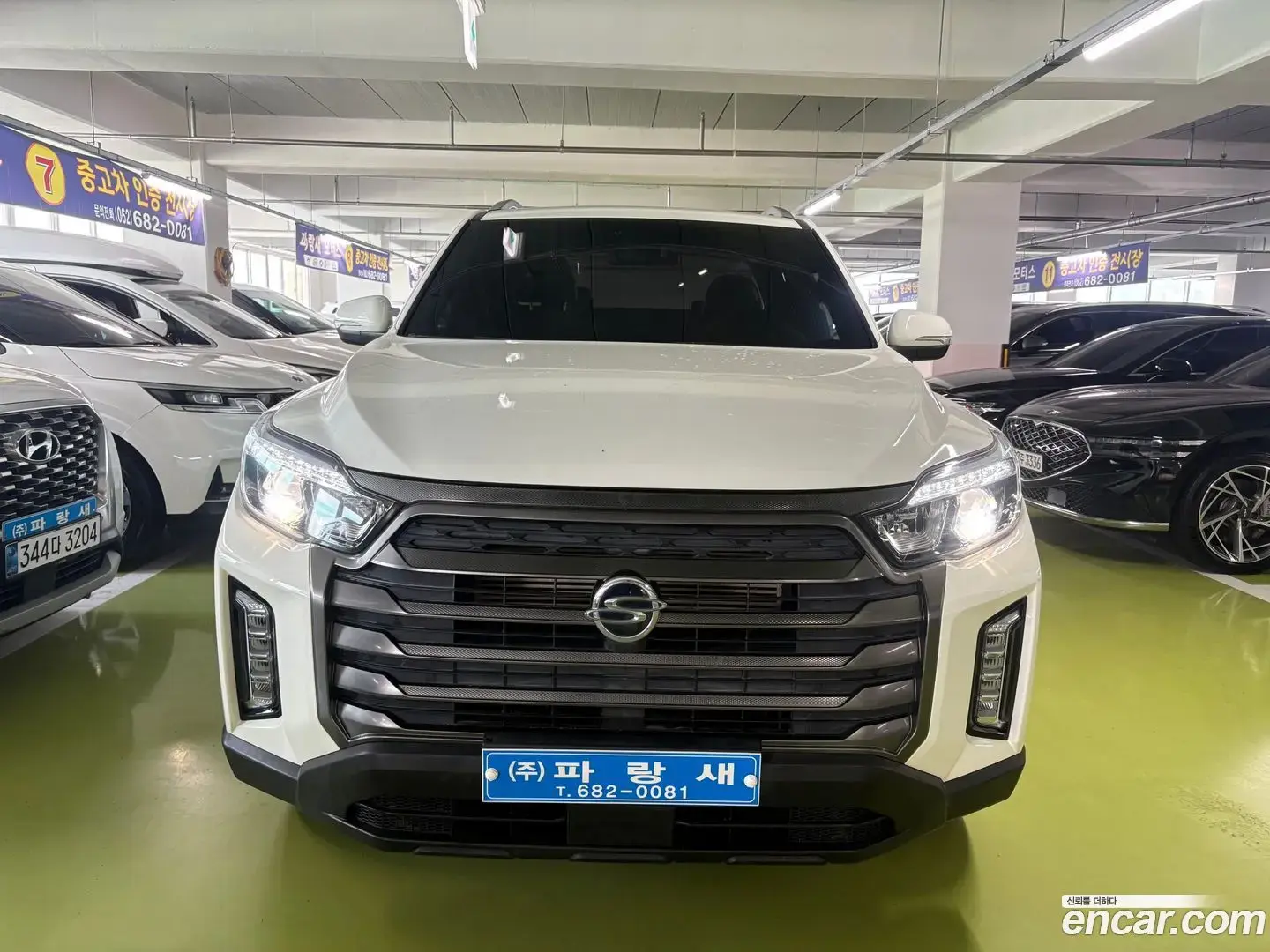 Main__Slider__Photo:Rexton KG Mobility 2022.4-1