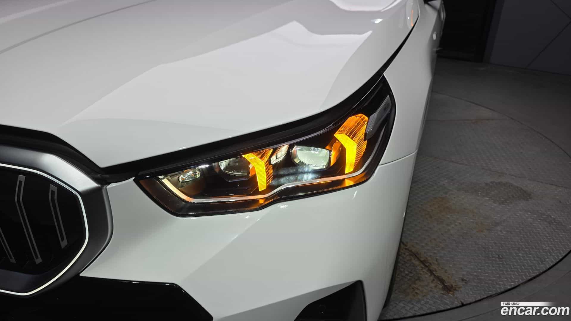 5-Series BMW 2025.3-OUTER-032