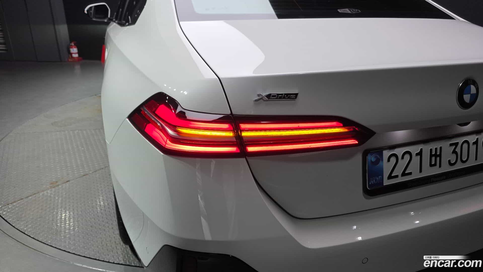 5-Series BMW 2025.3-OUTER-033