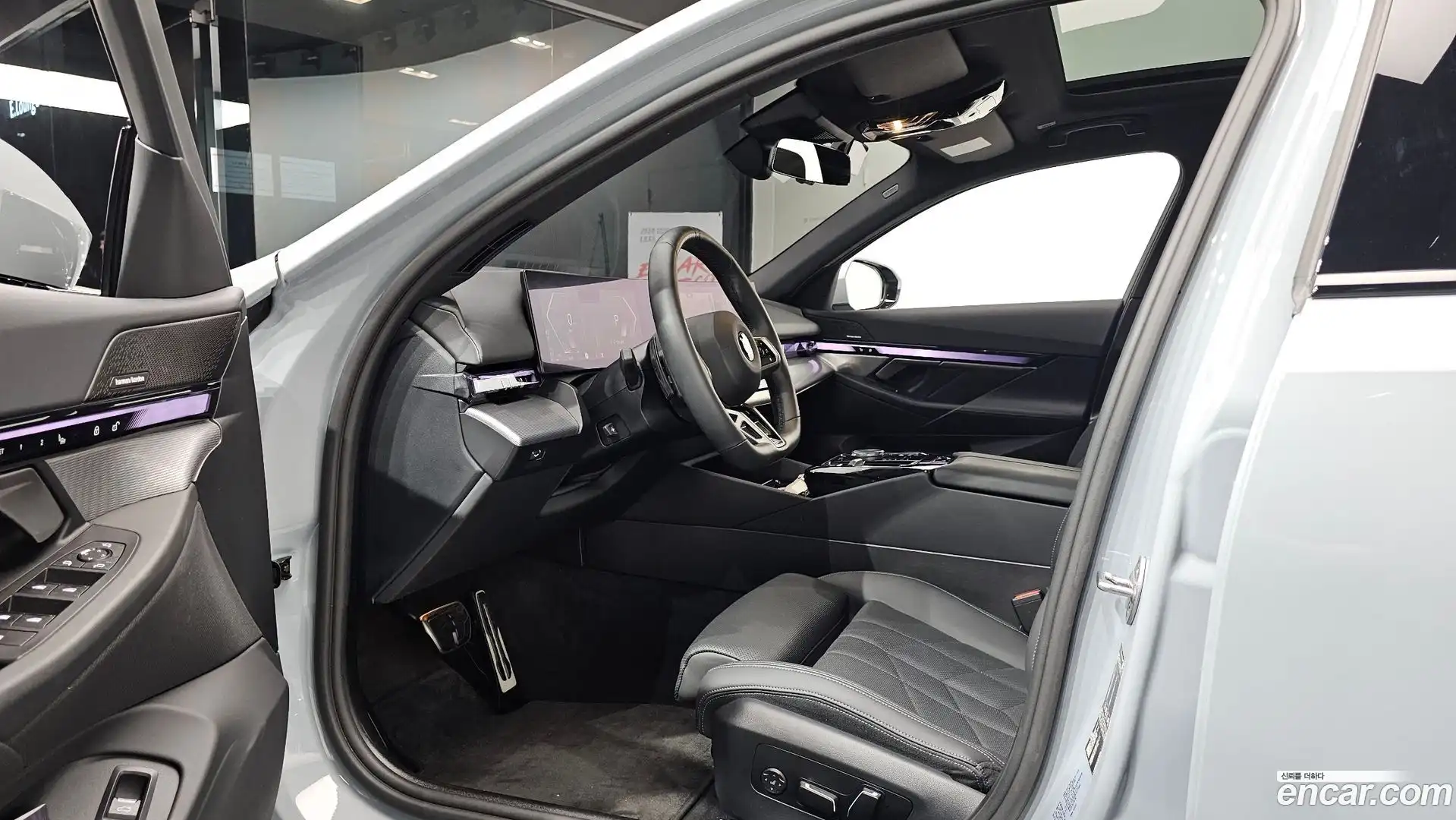 5-Series BMW 2024.7-INNER-010