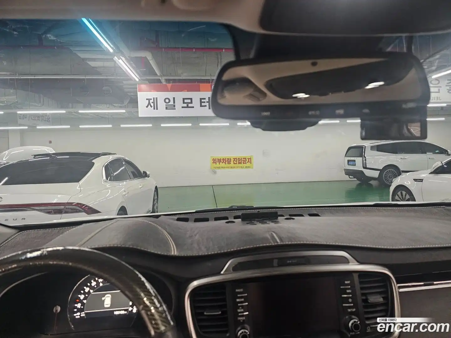 Sorento Kia 2018.5-OPTION-023