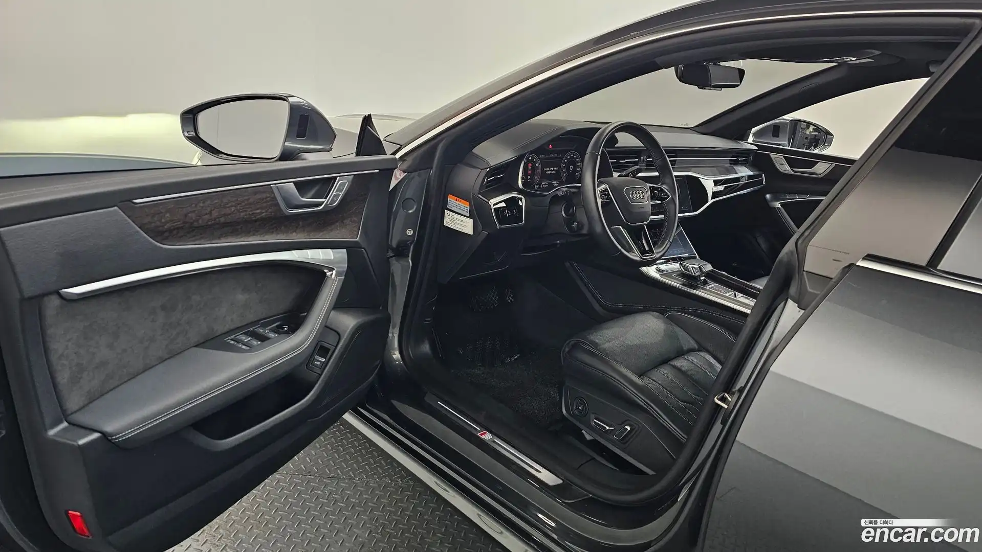 A7 Audi 2021.11-INNER-010