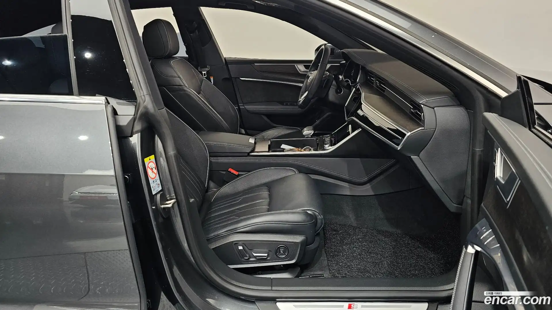 A7 Audi 2021.11-INNER-036