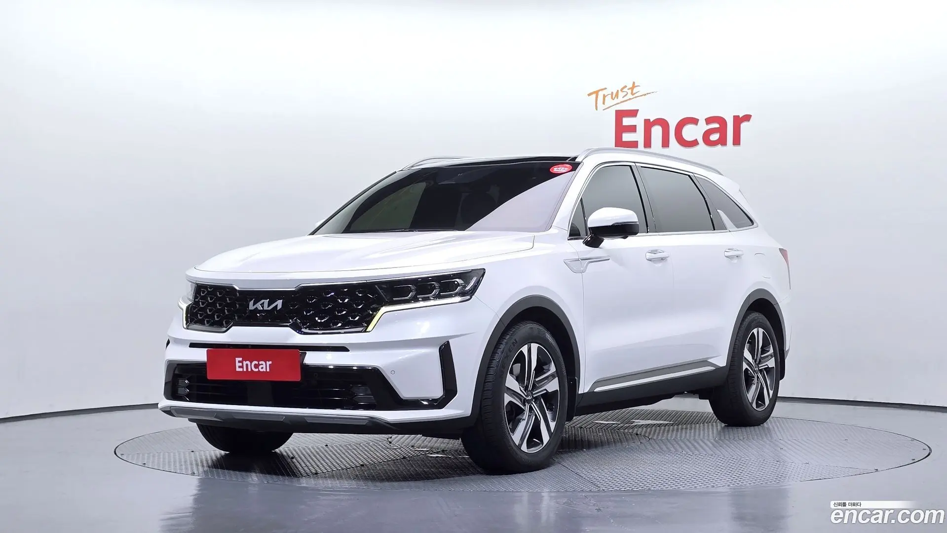 Main__Slider__Photo:Sorento Kia 2022.1-0