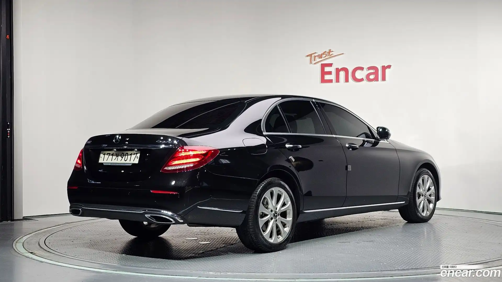 E-Class Mercedes-Benz 2020.5-OUTER-002