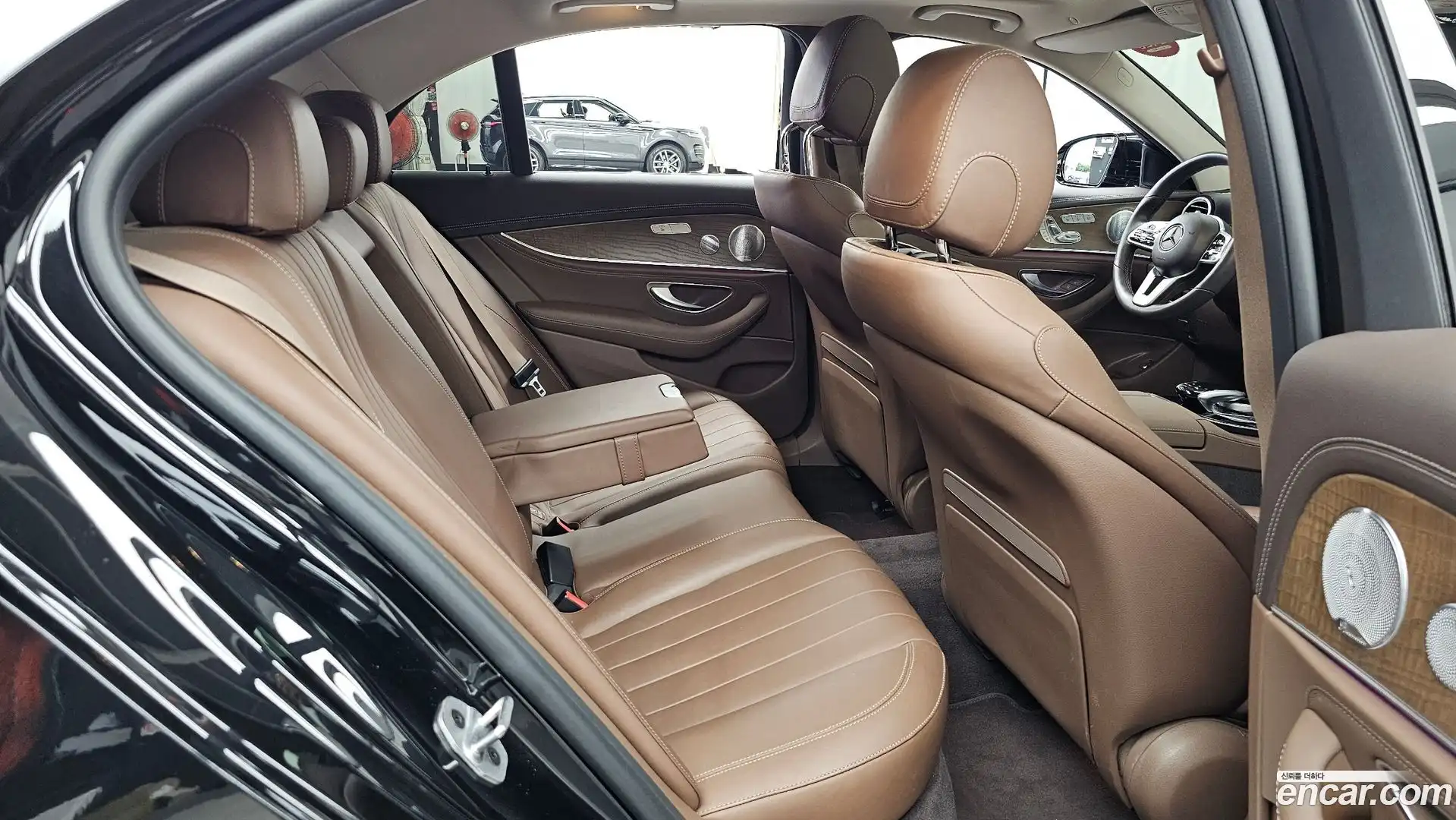 E-Class Mercedes-Benz 2020.5-OPTION-016