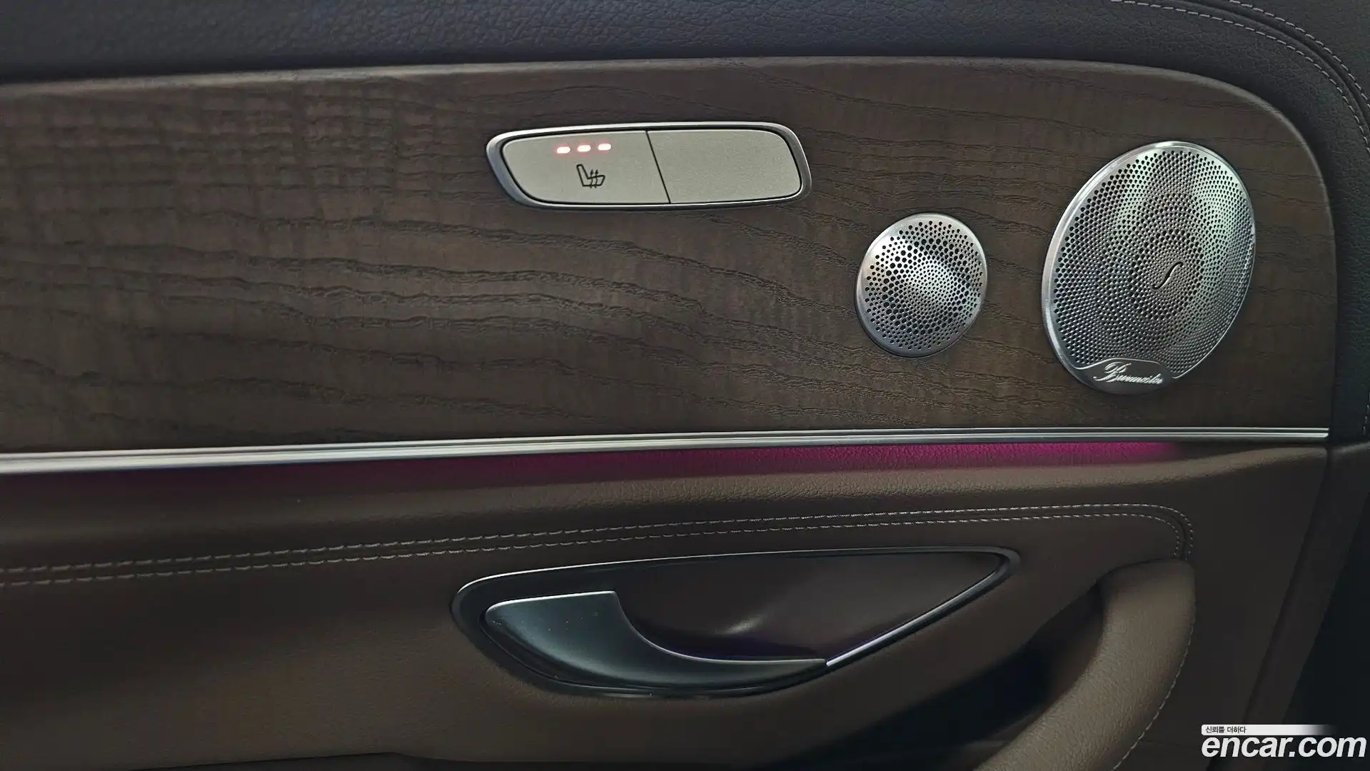 E-Class Mercedes-Benz 2020.5-OPTION-022