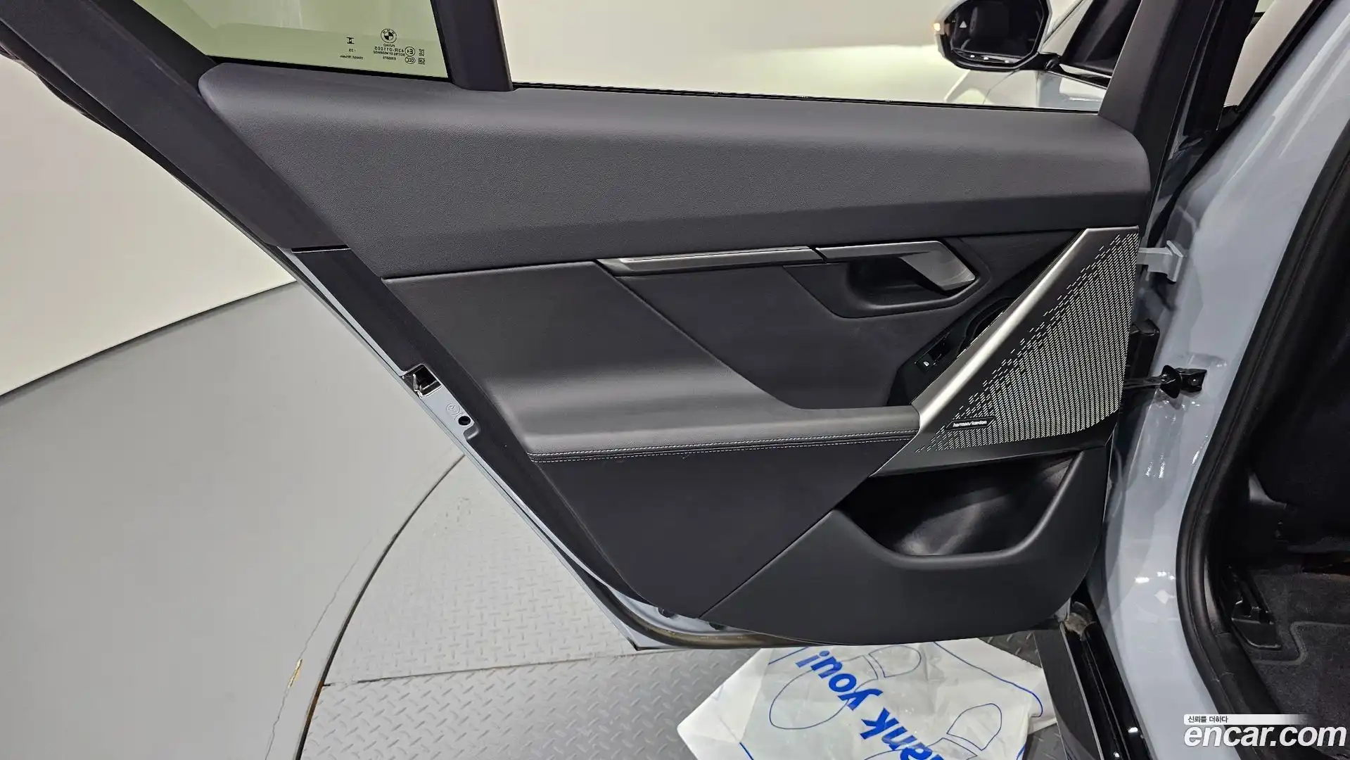 5-Series BMW 2026.0-INNER-035