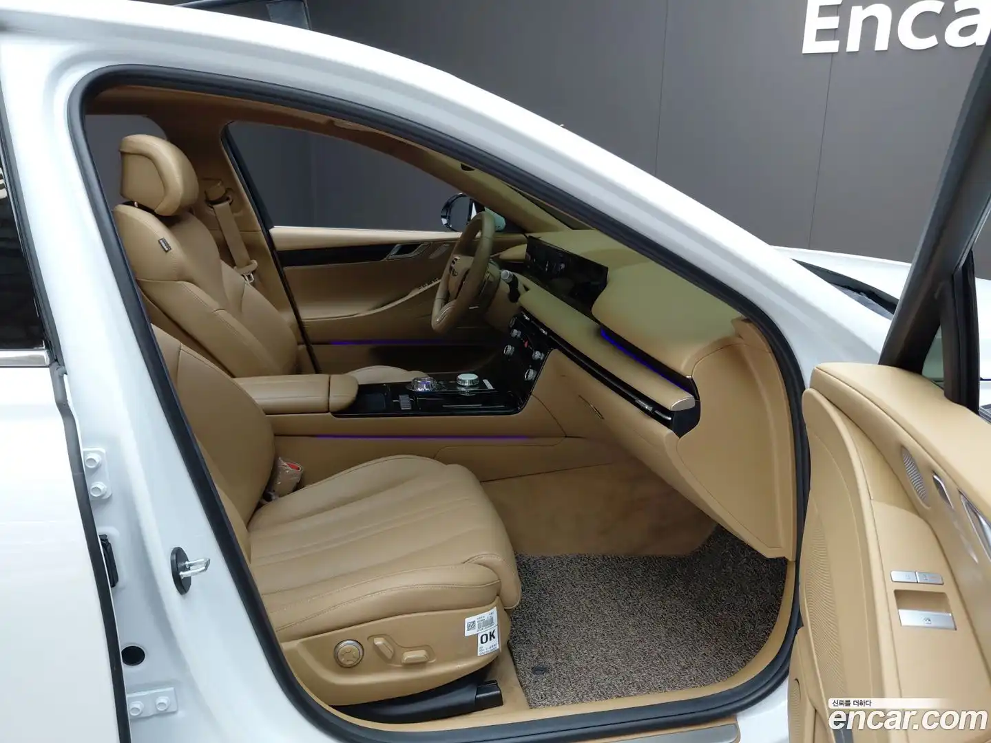 G80 Genesis 2025.1-INNER-036