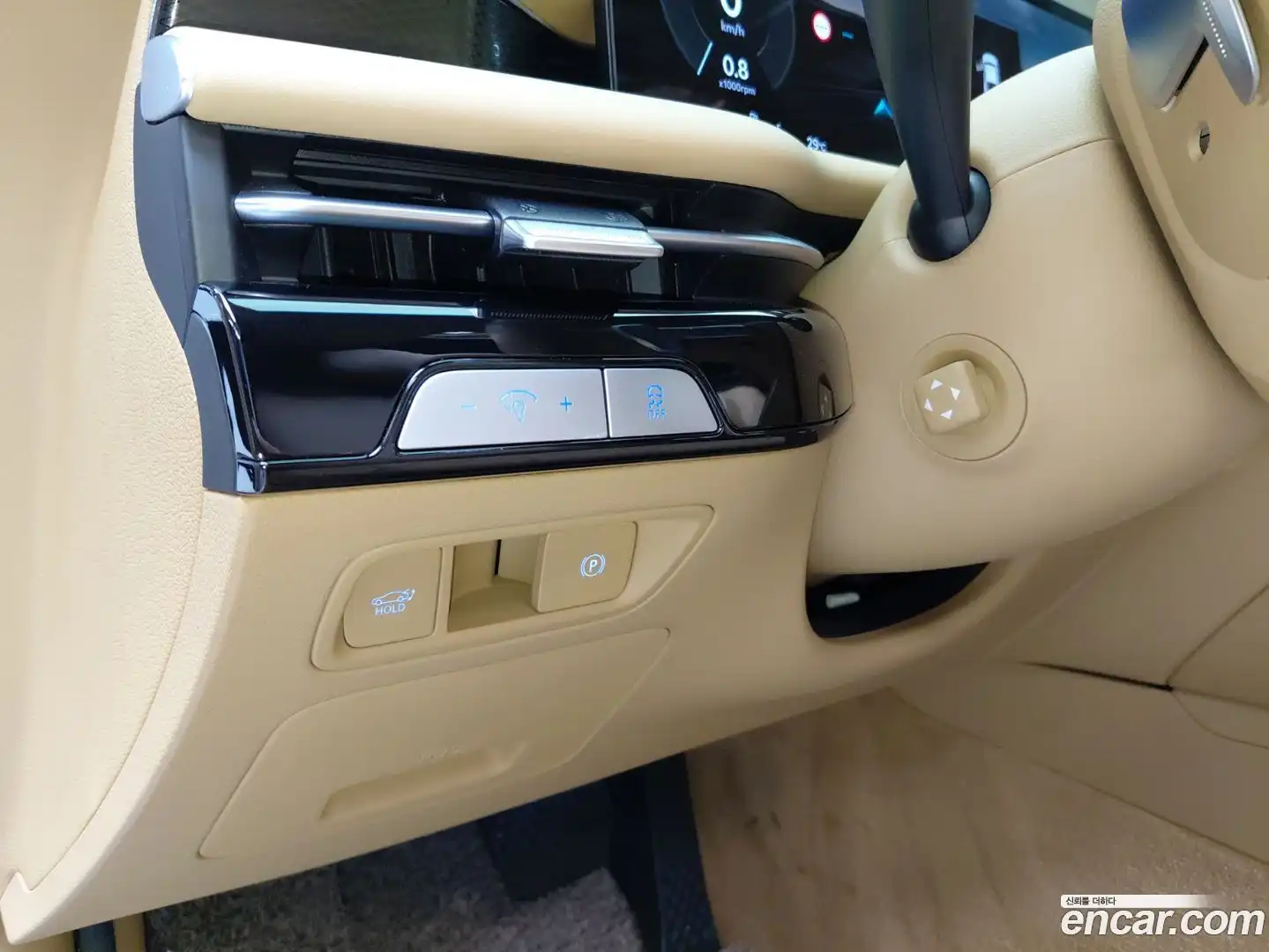 G80 Genesis 2025.1-OPTION-040