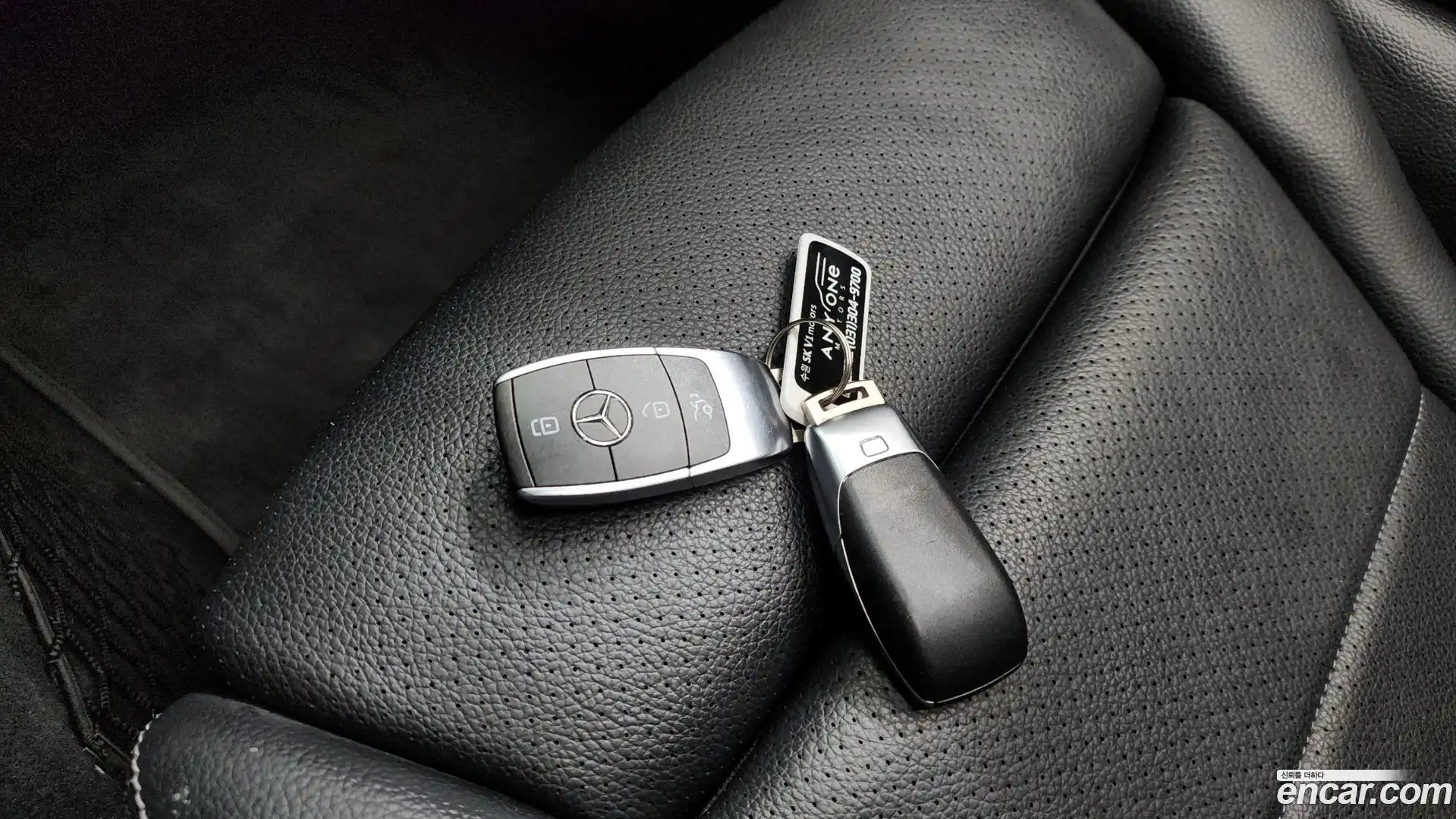 EQC Mercedes-Benz 2020.9-OPTION-020