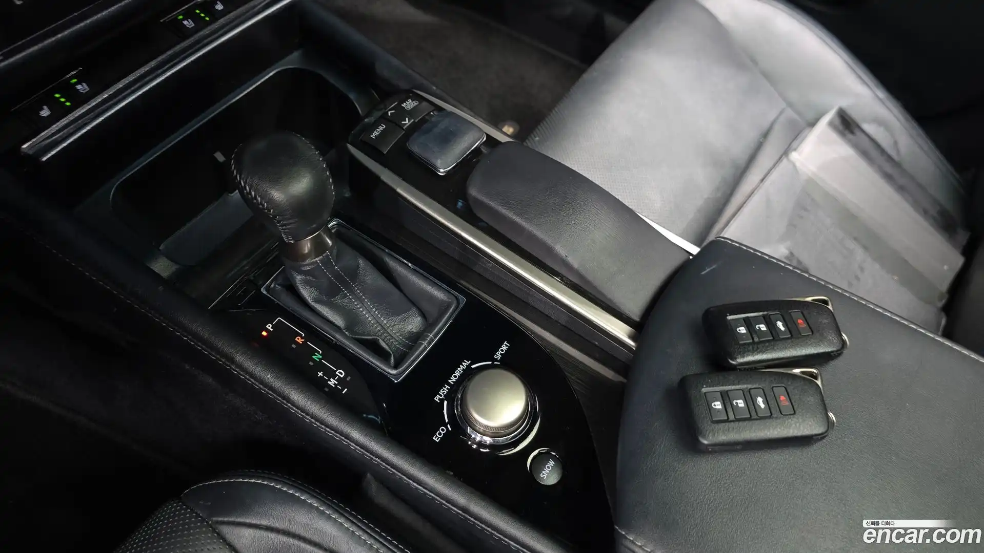 GS Lexus 2012.3-INNER-009