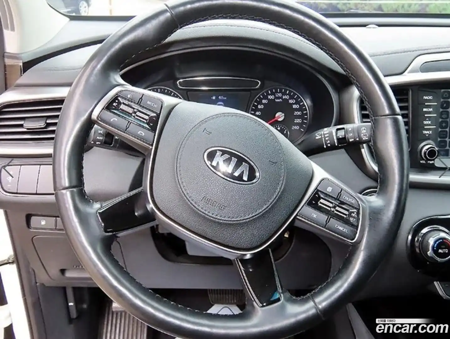 Sorento Kia 2017.8-INNER-008