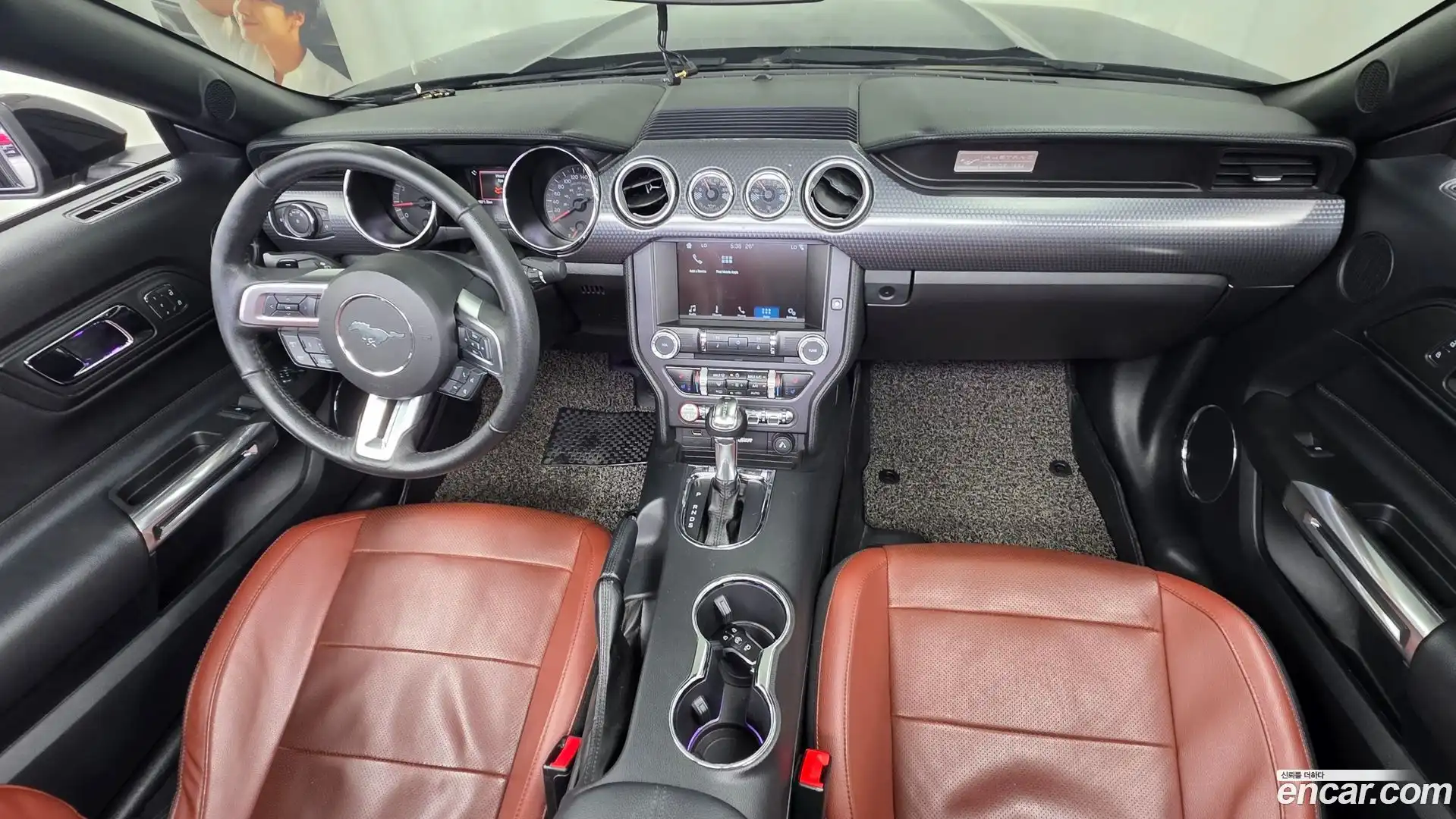 Mustang Ford 2017.5-INNER-007