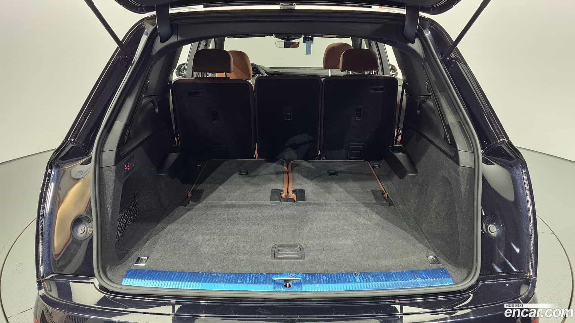 Q7 Audi 2021.2-OPTION-046