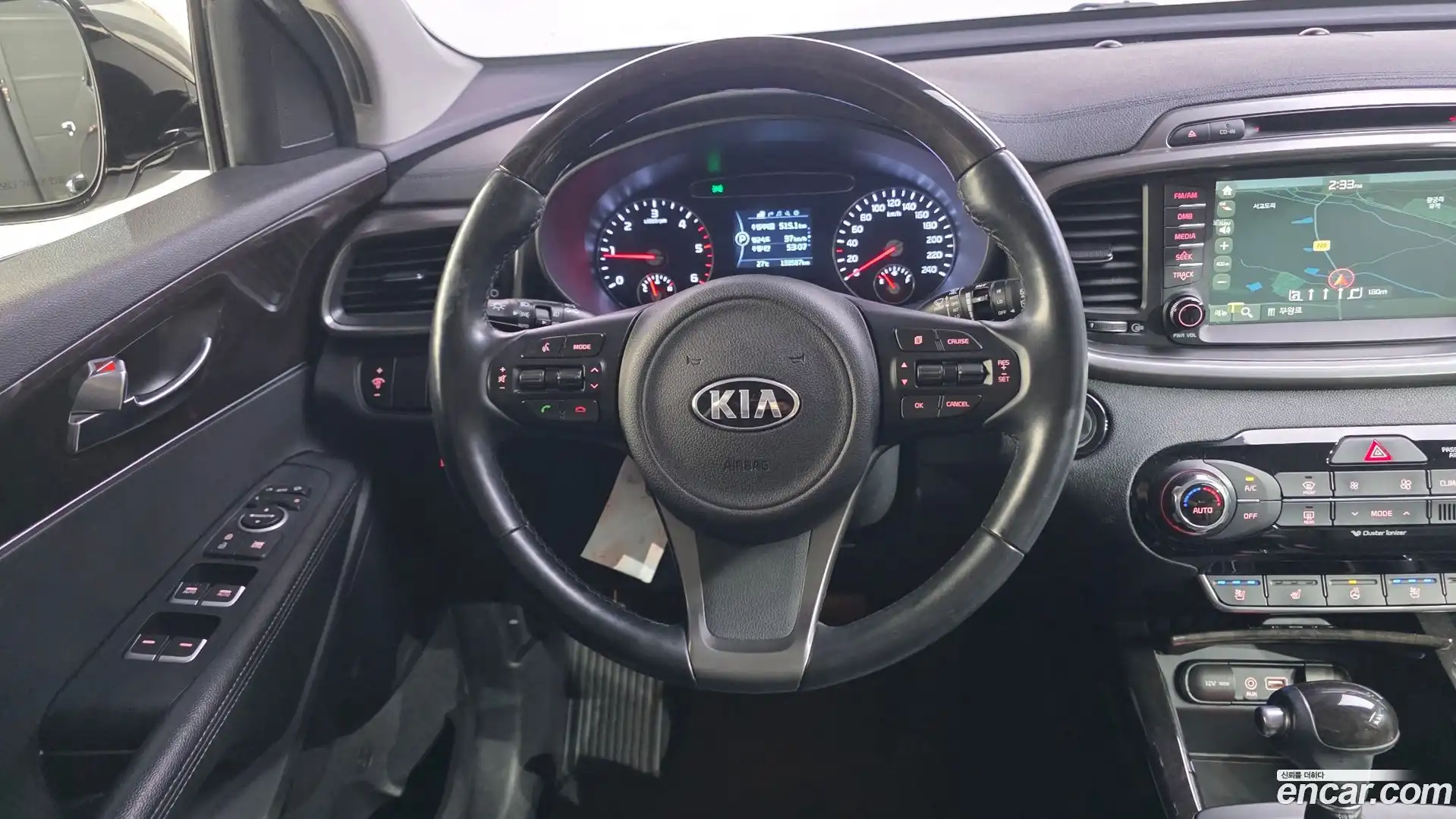 Sorento Kia 2016.8-OPTION-017