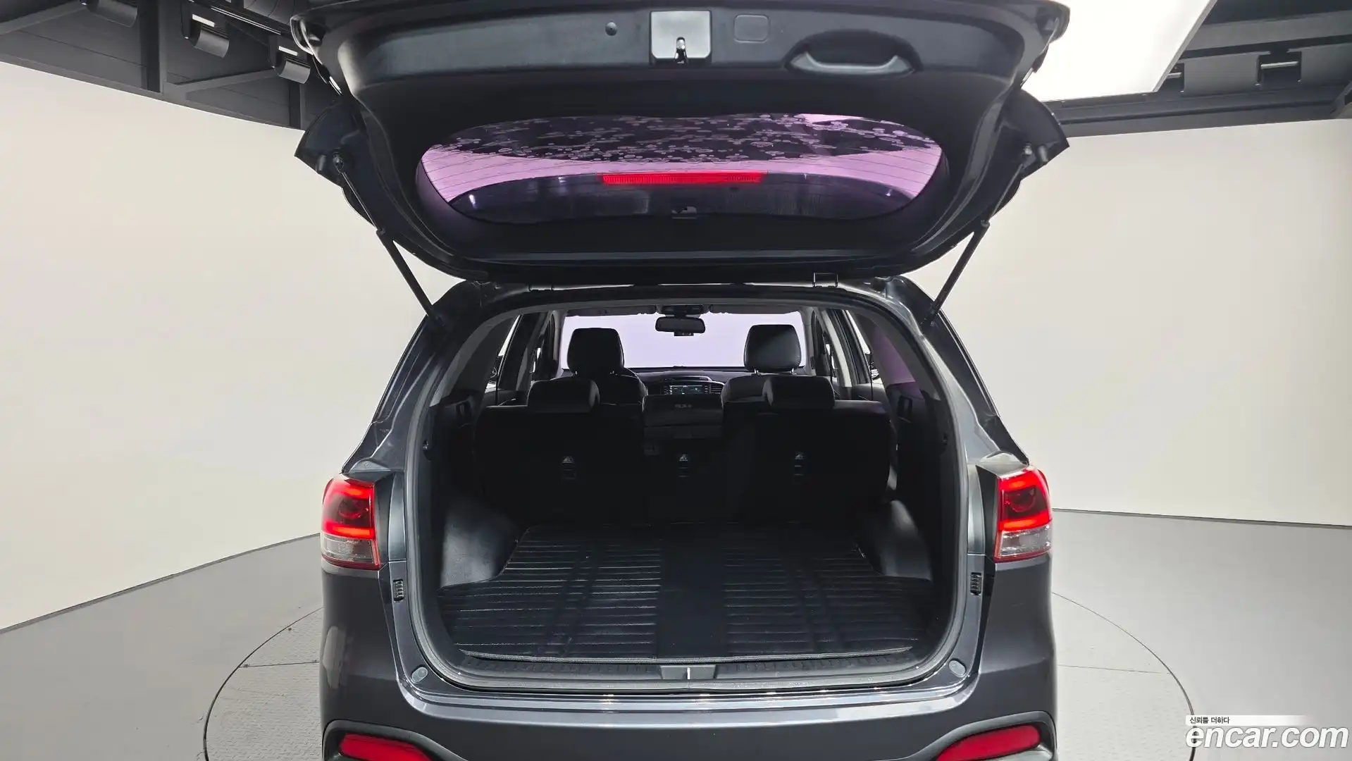 Sorento Kia 2016.8-OPTION-024