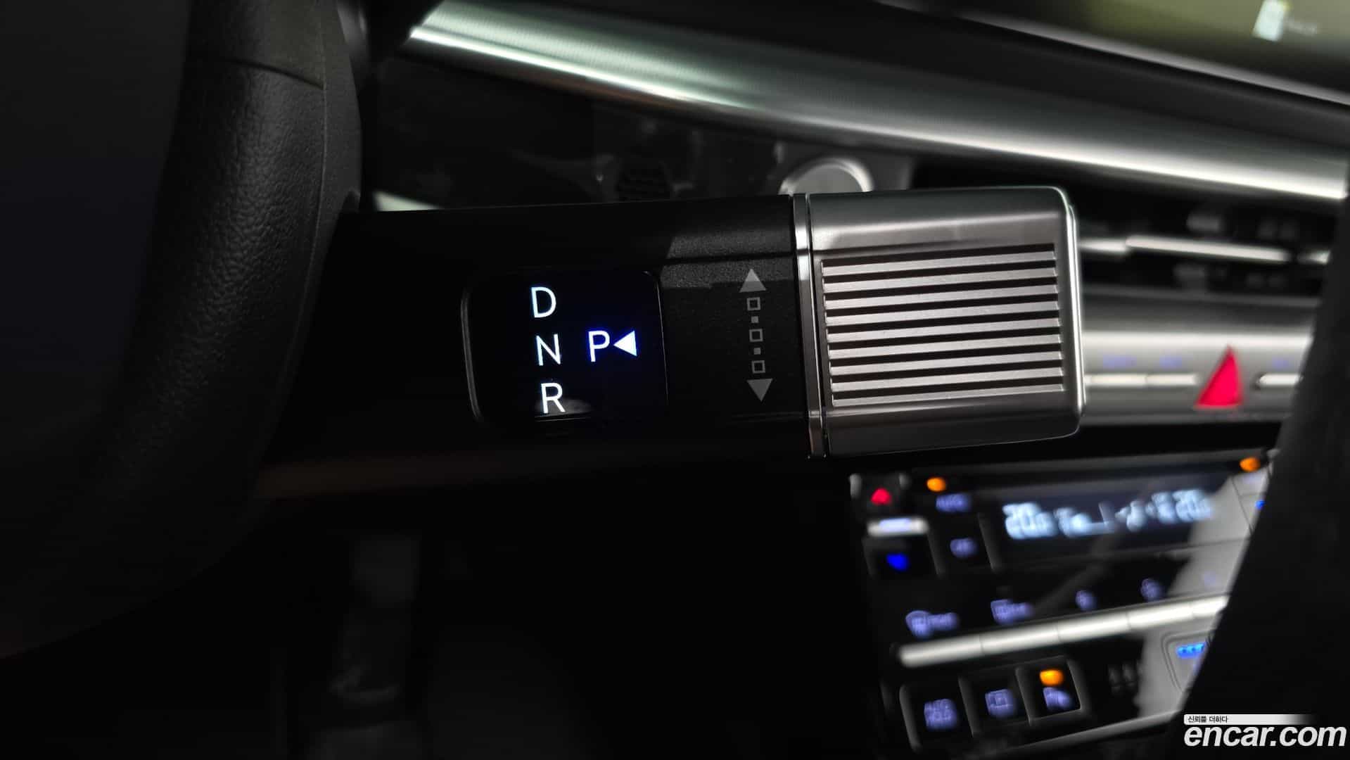Grandeur Hyundai 2023.3-INNER-009