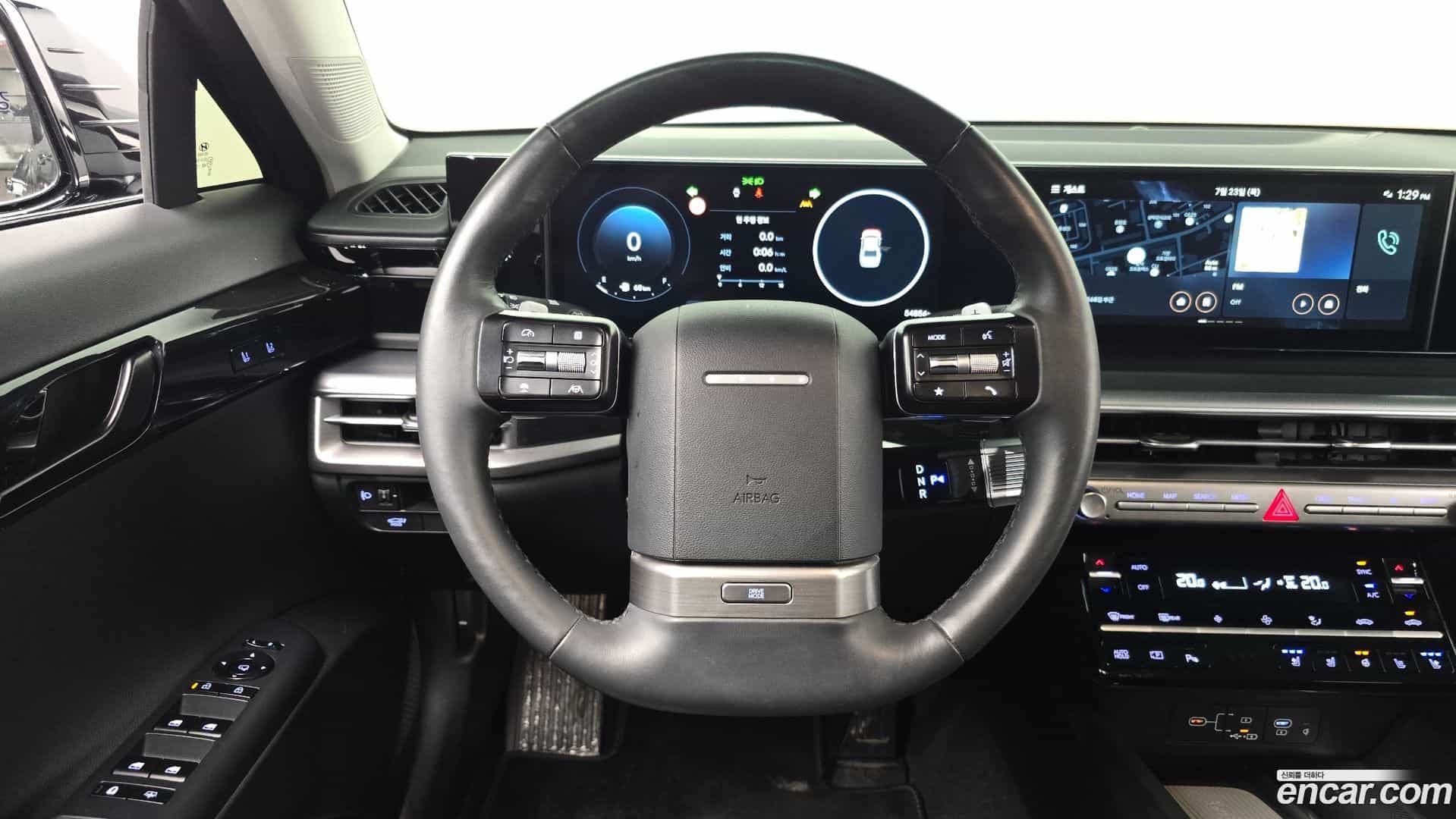 Grandeur Hyundai 2023.3-OPTION-017