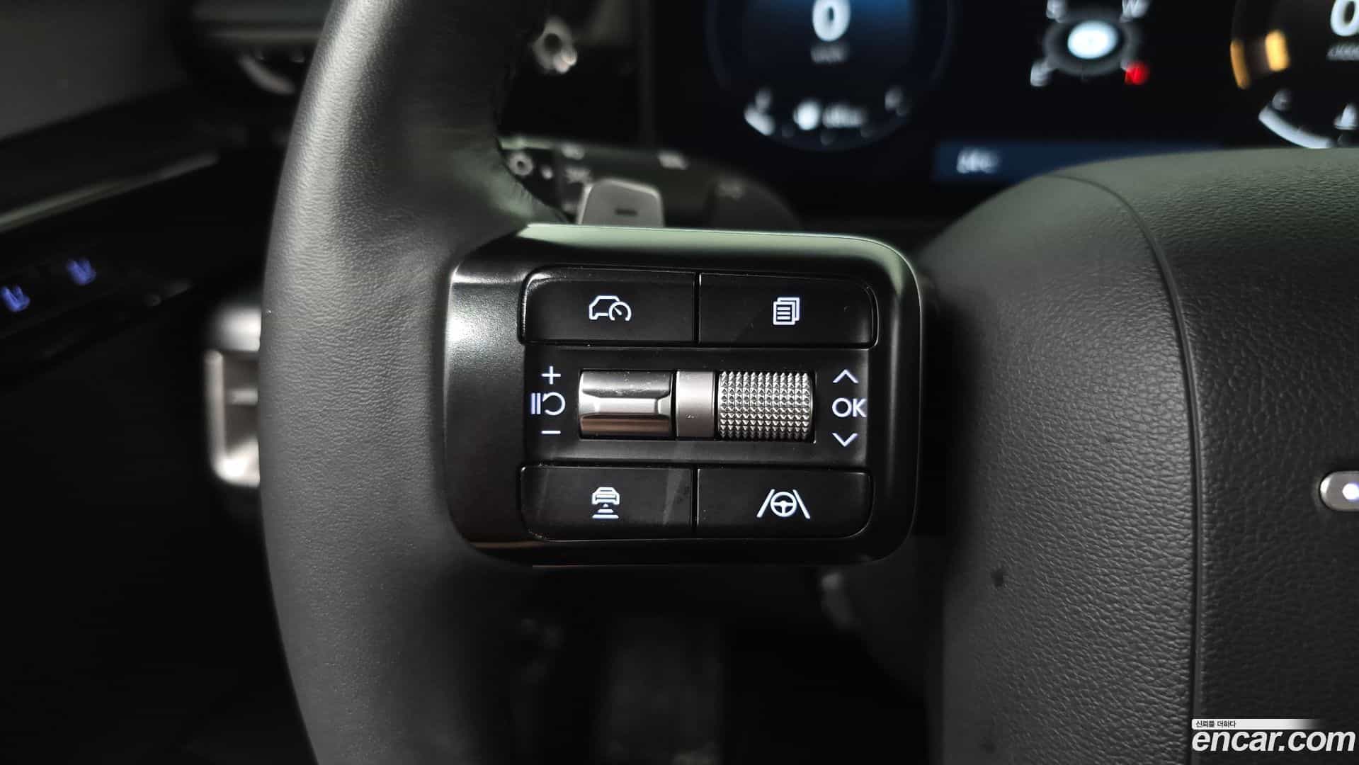 Grandeur Hyundai 2023.3-OPTION-020