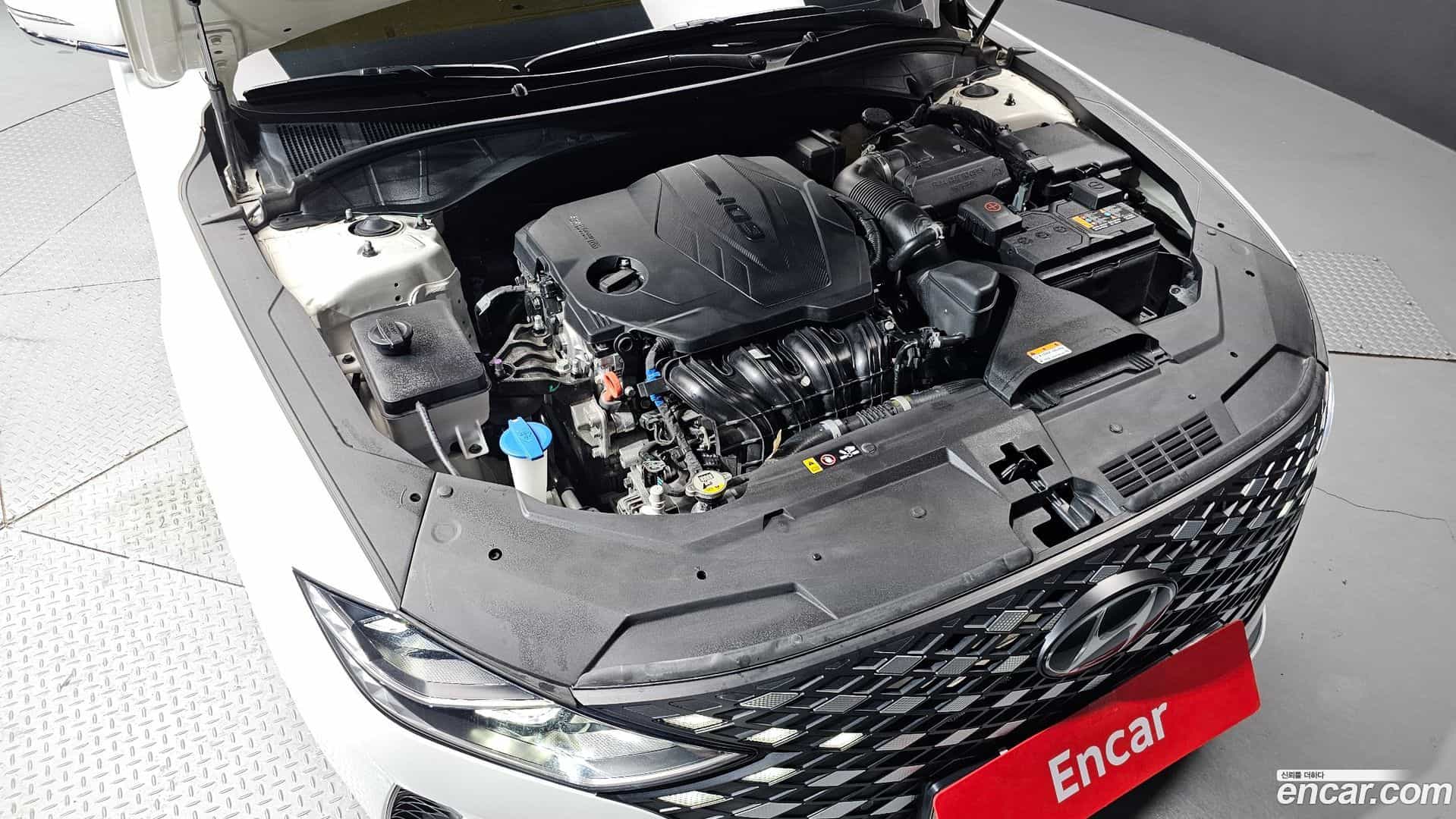 Grandeur Hyundai 2020.3-OUTER-006