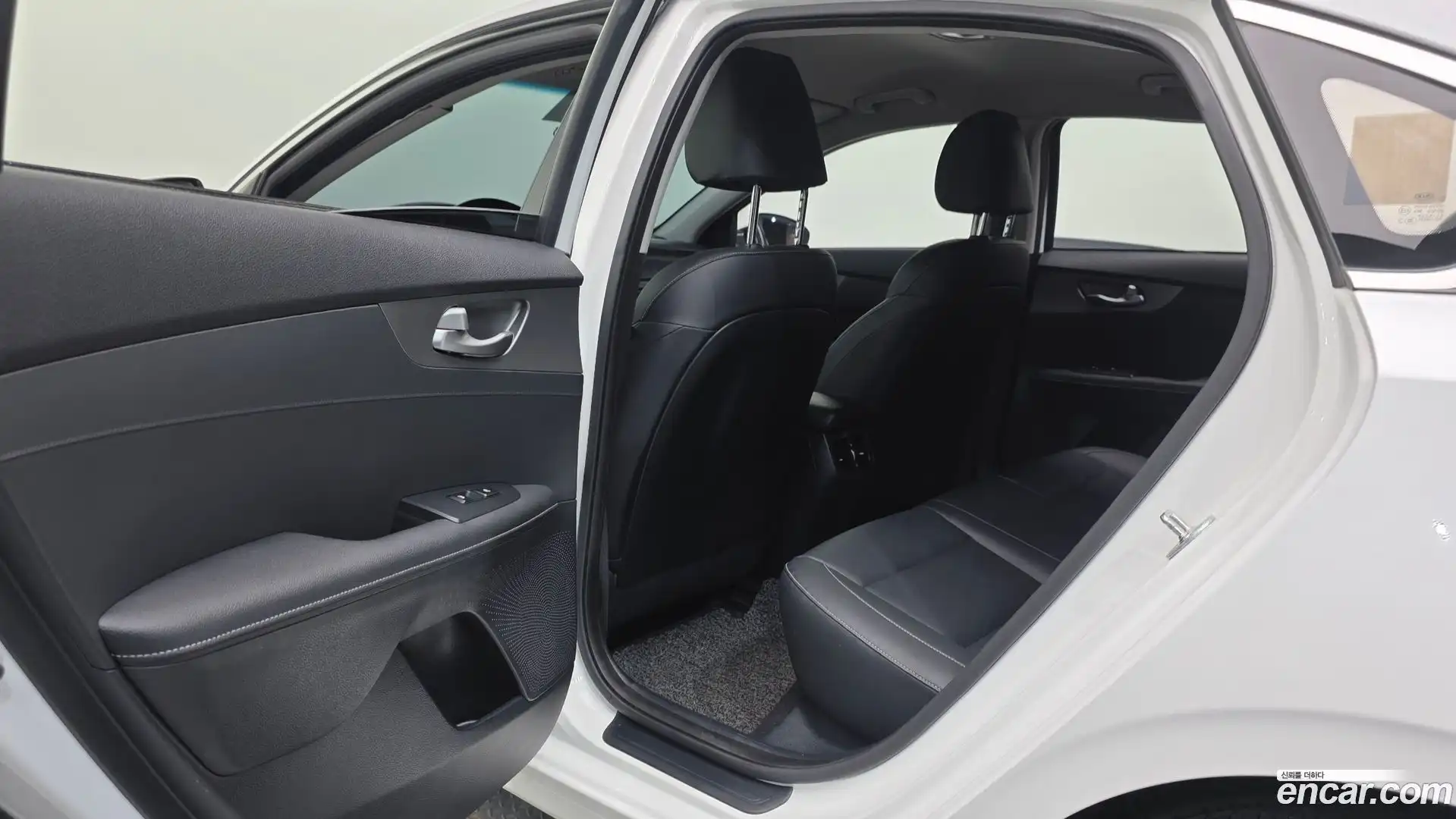 K3 Kia 2019.0-OPTION-020