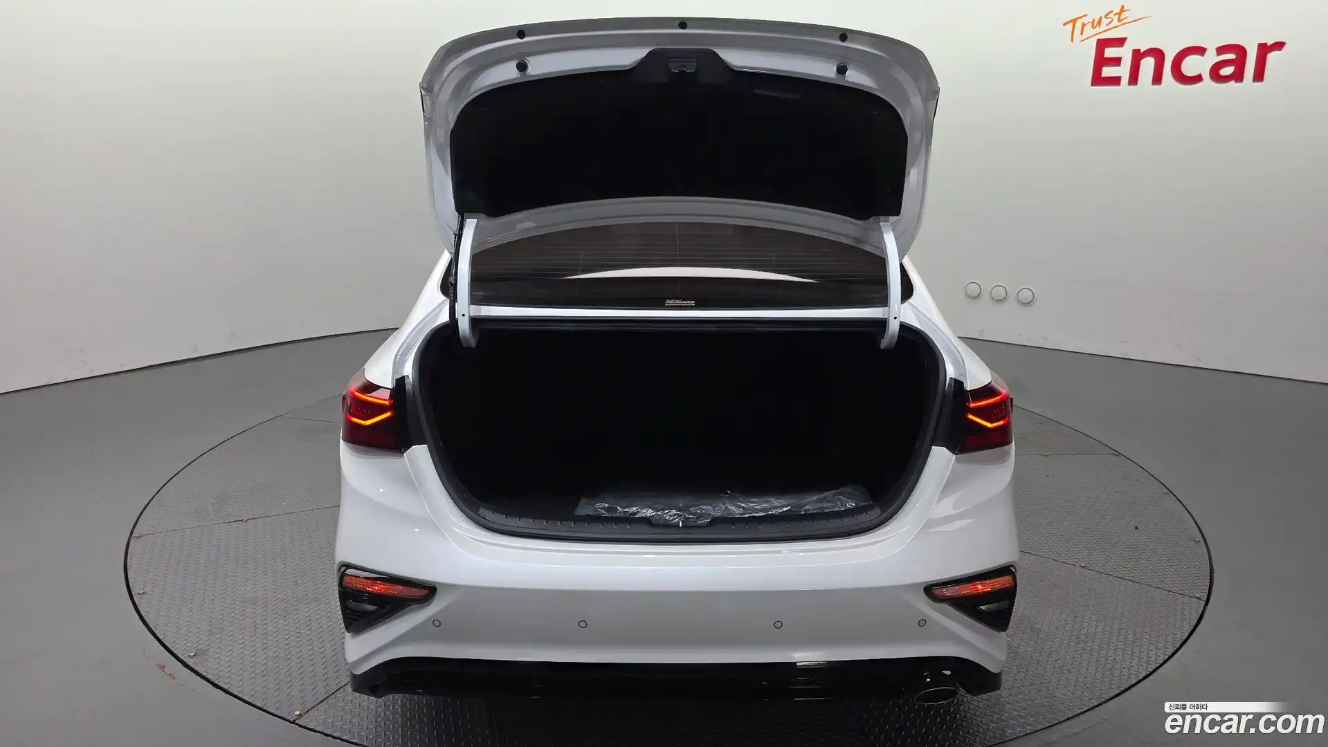 K3 Kia 2019.0-OPTION-023