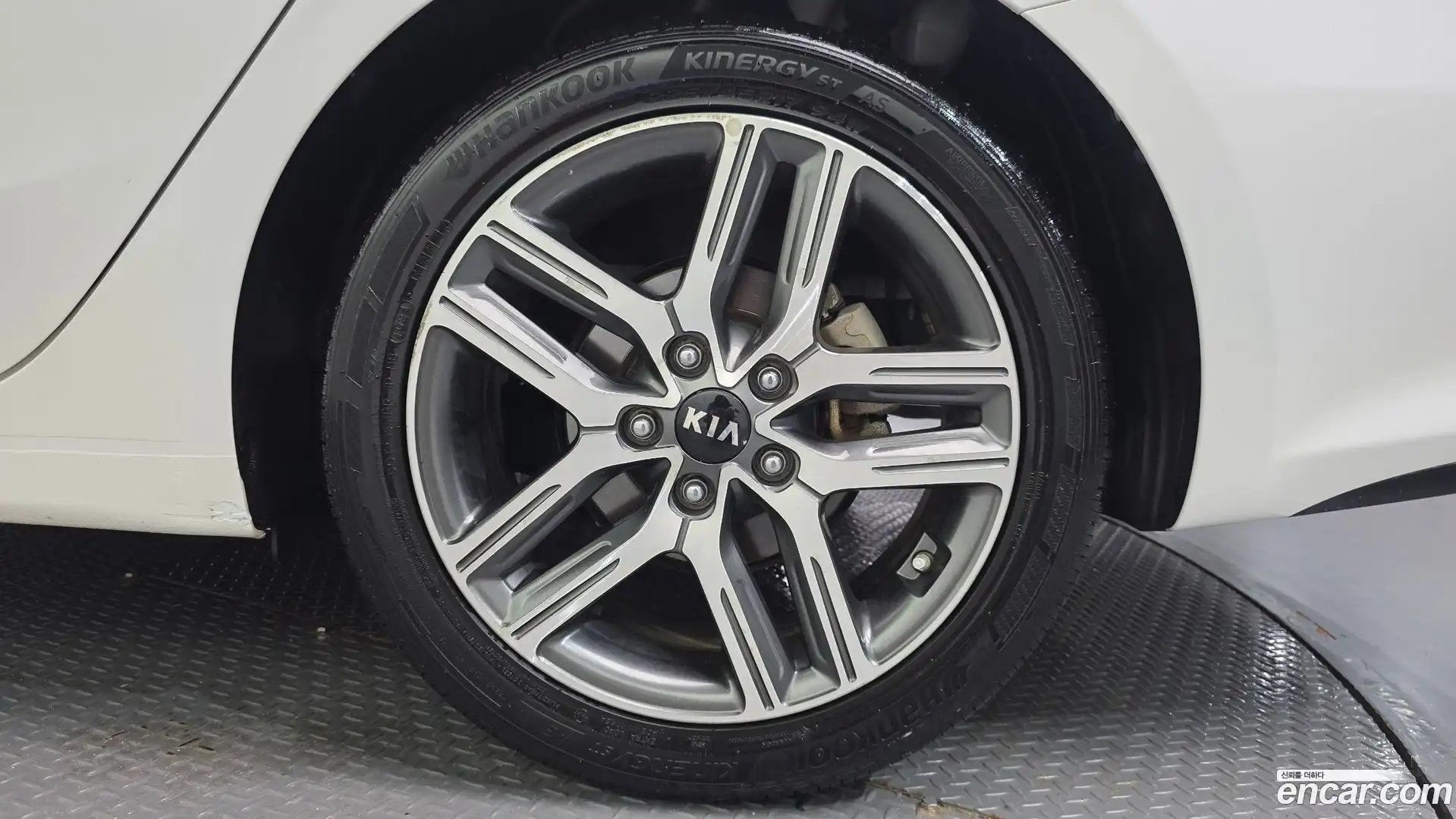 K3 Kia 2019.0-OUTER-031
