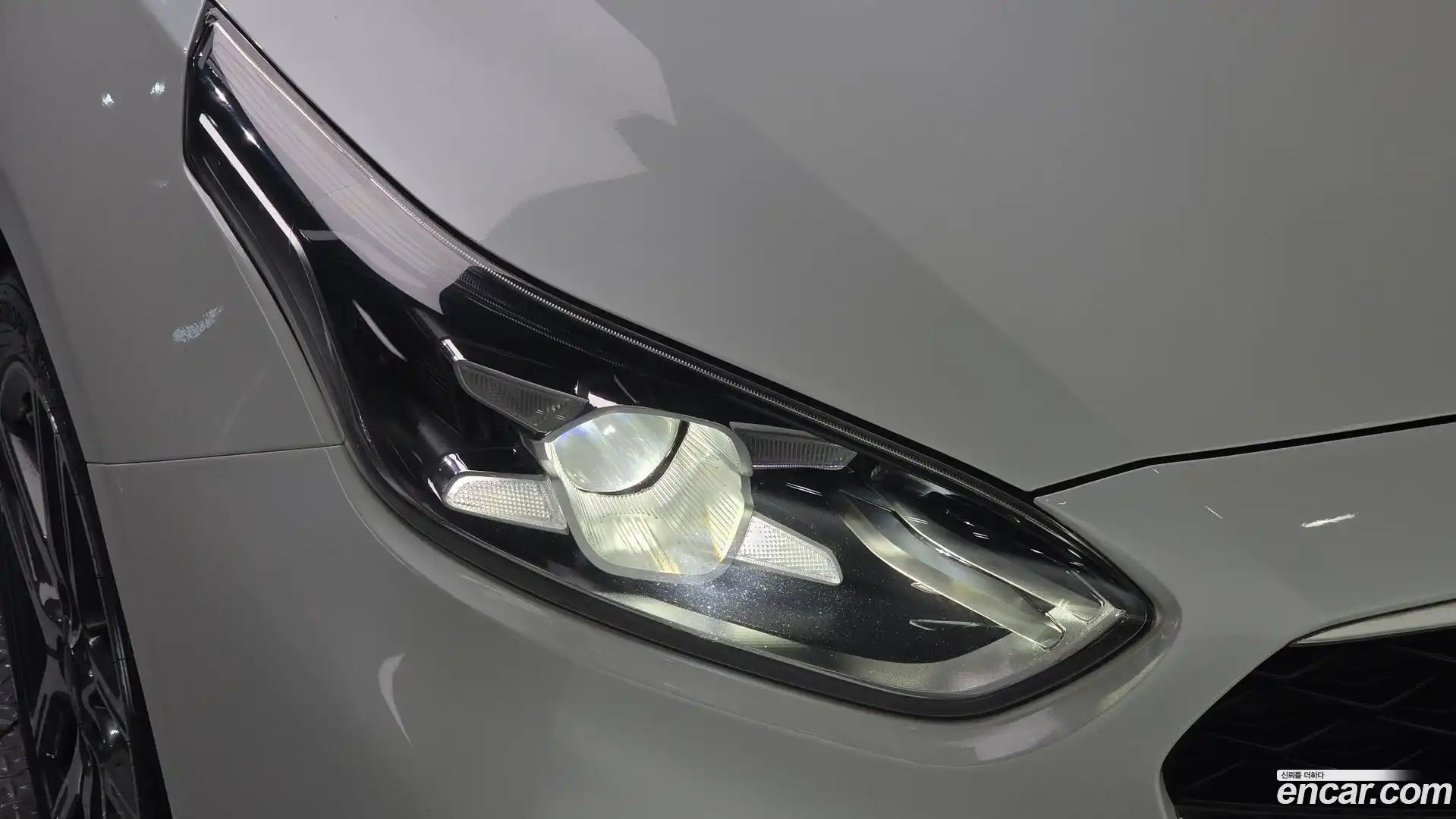 K3 Kia 2019.0-OUTER-032