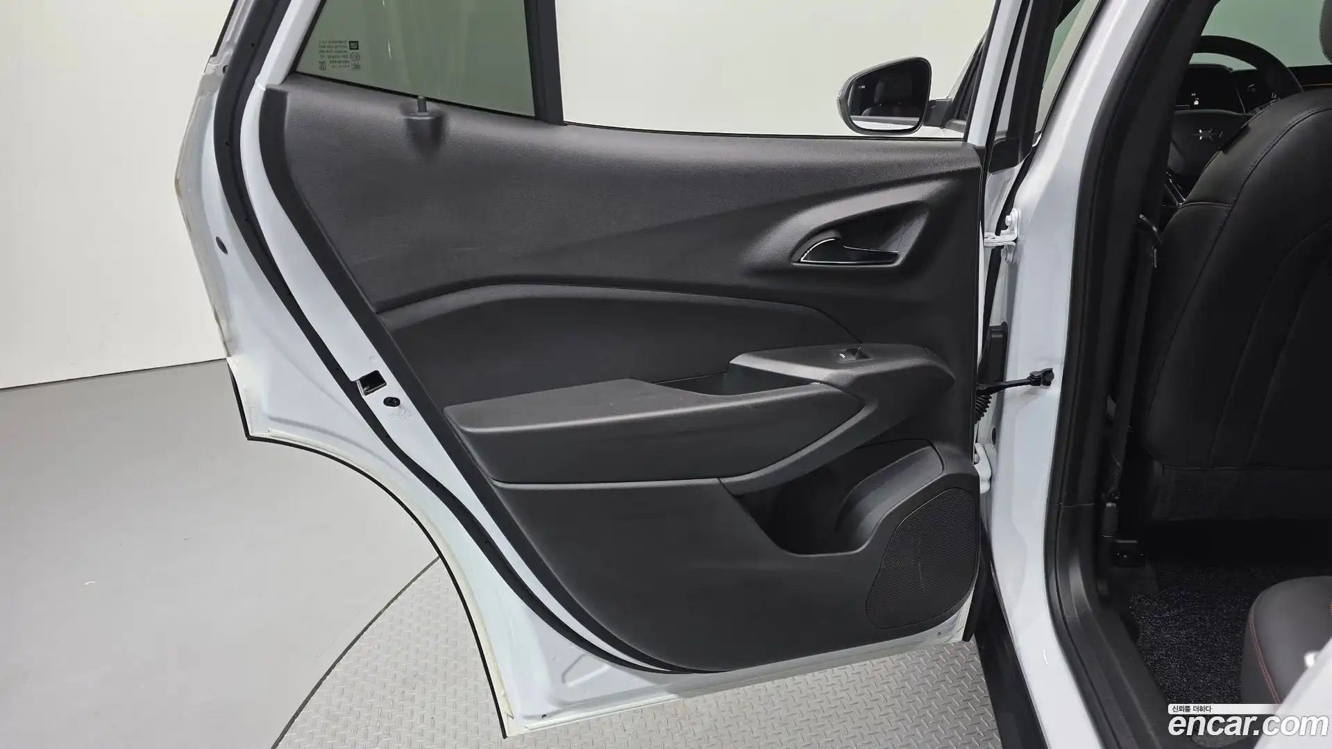 Trax Chevrolet 2023.7-INNER-035