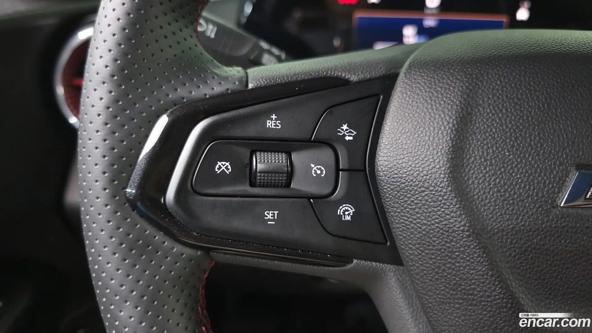Trax Chevrolet 2023.7-OPTION-040