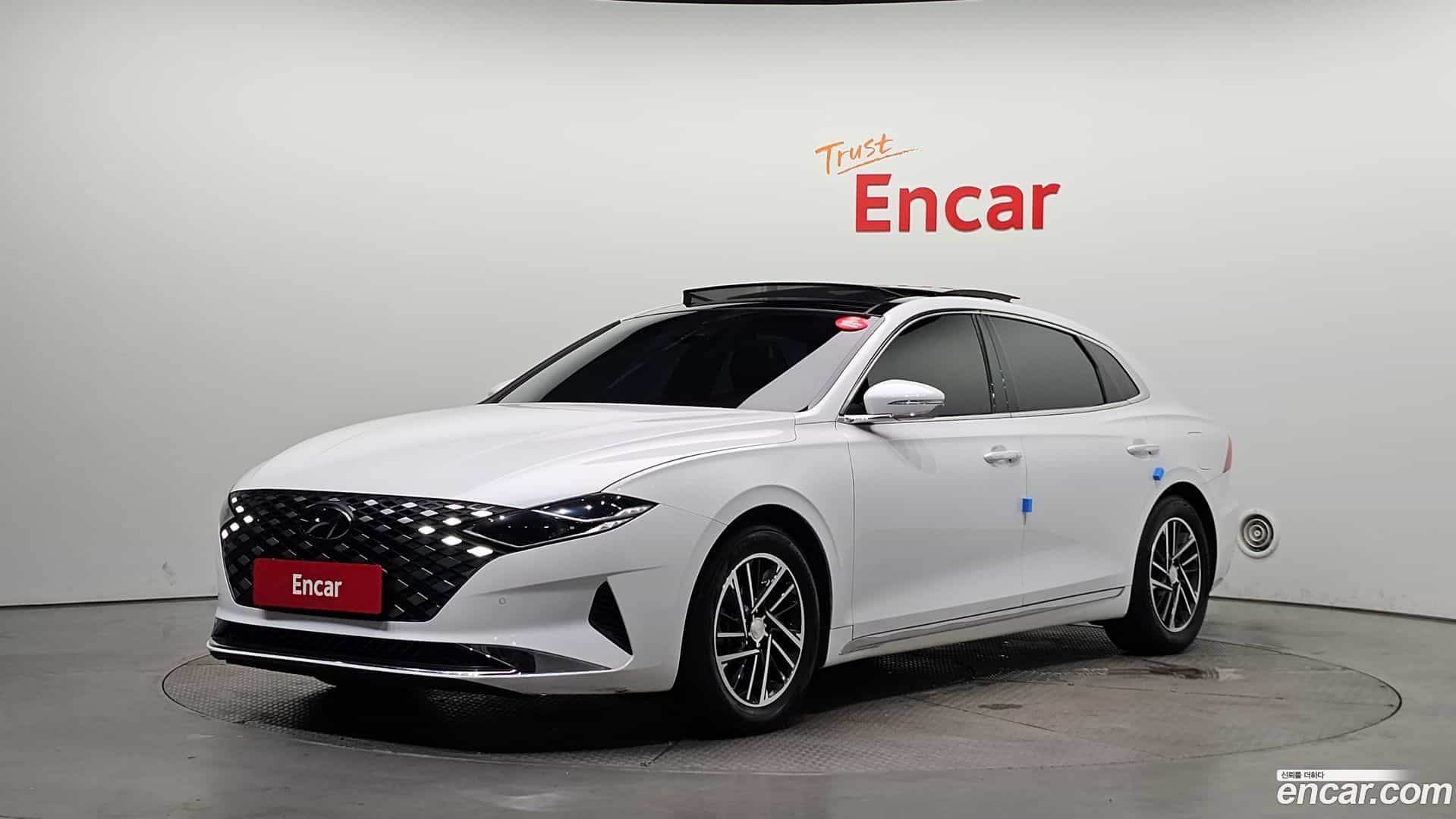 Grandeur Hyundai 2021.4-OUTER-001