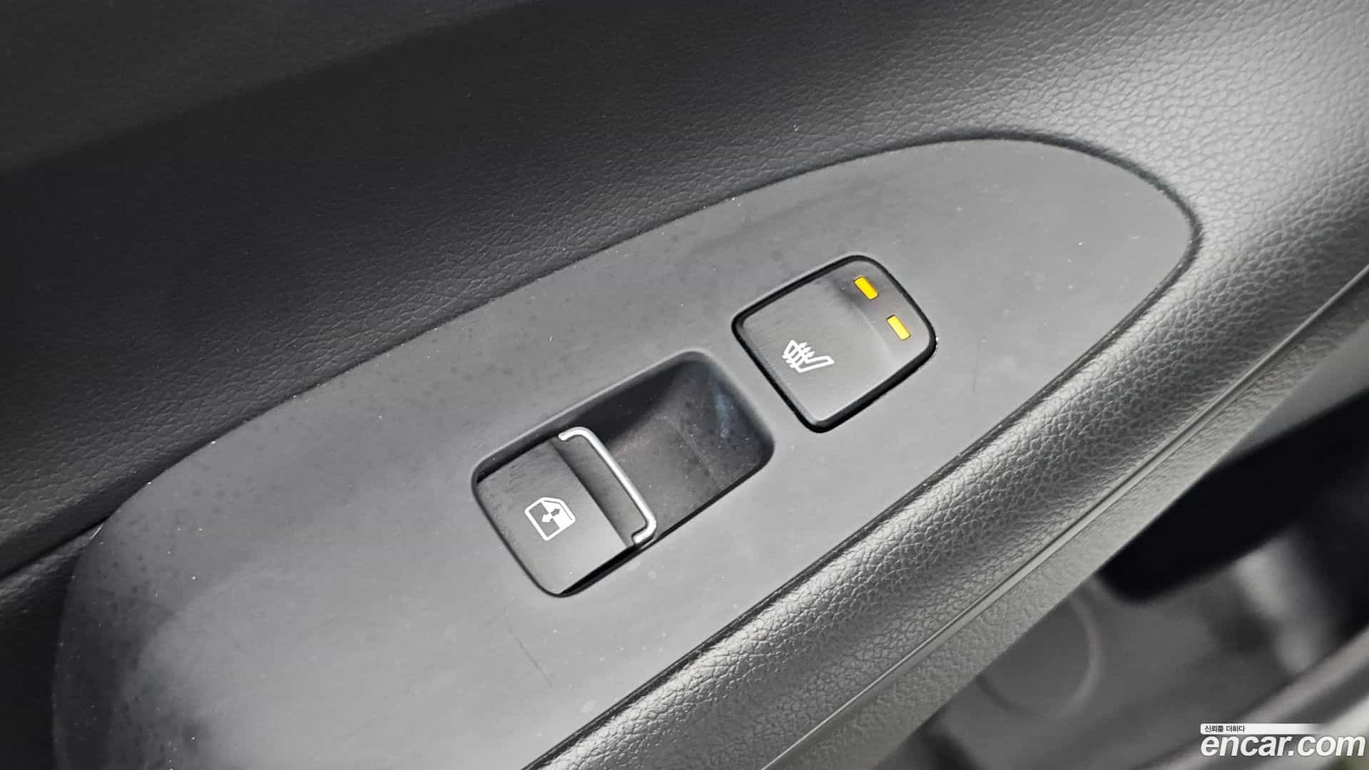 Grandeur Hyundai 2021.4-OPTION-023