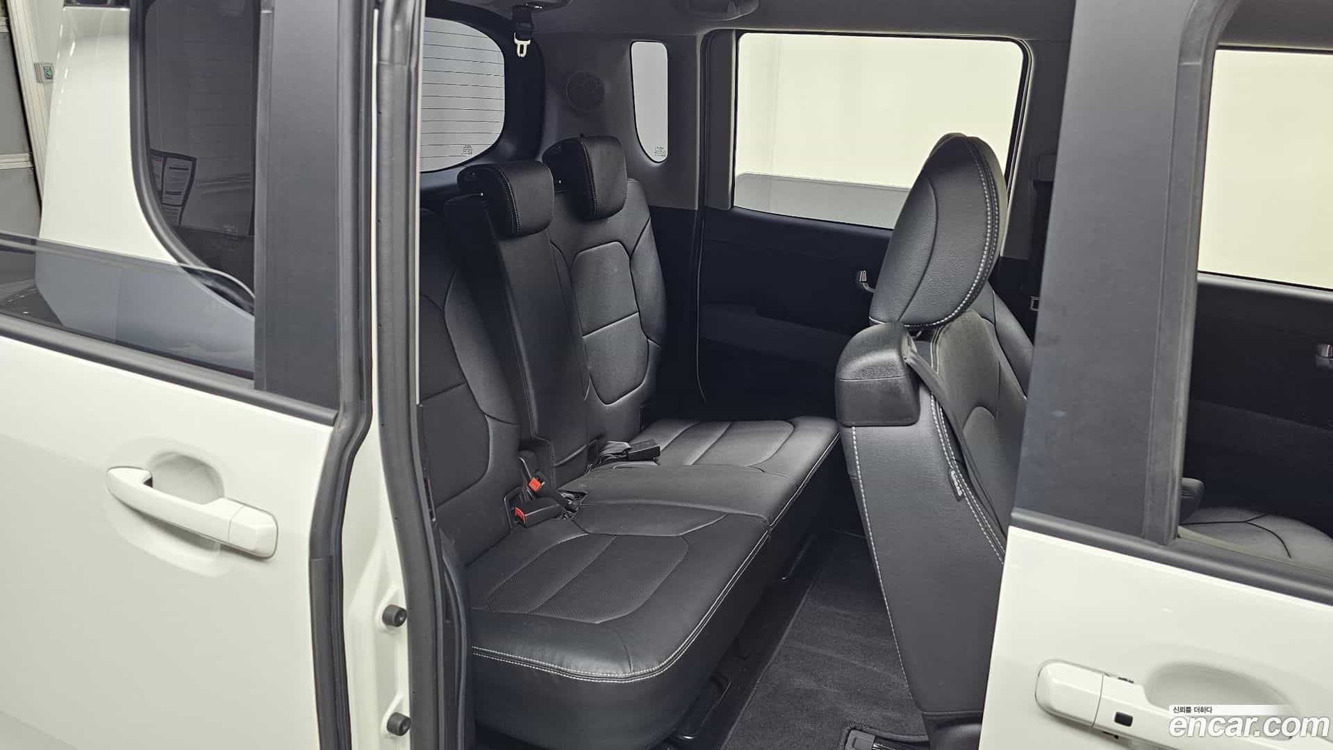 RAY Kia 2023.8-OPTION-015