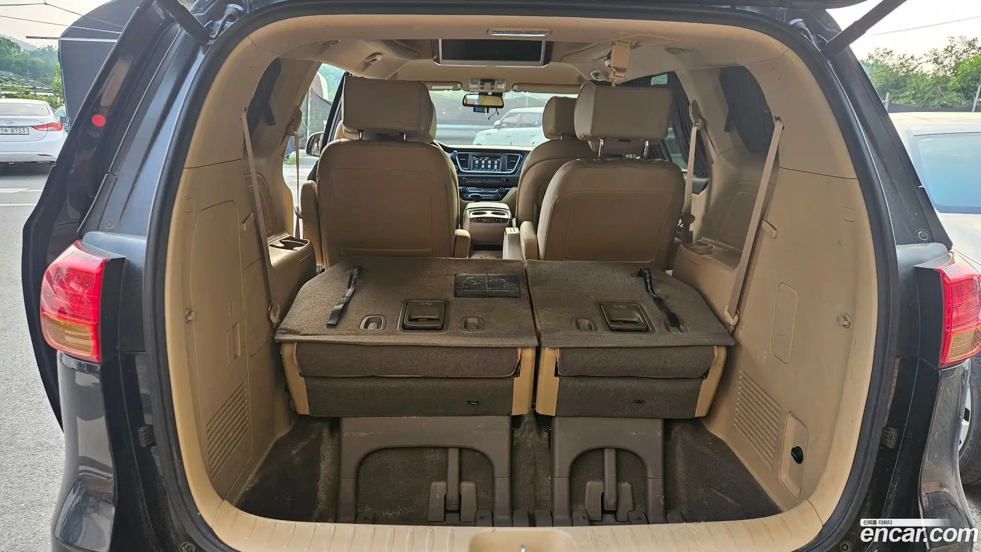 Canival Kia 2017.2-OUTER-002