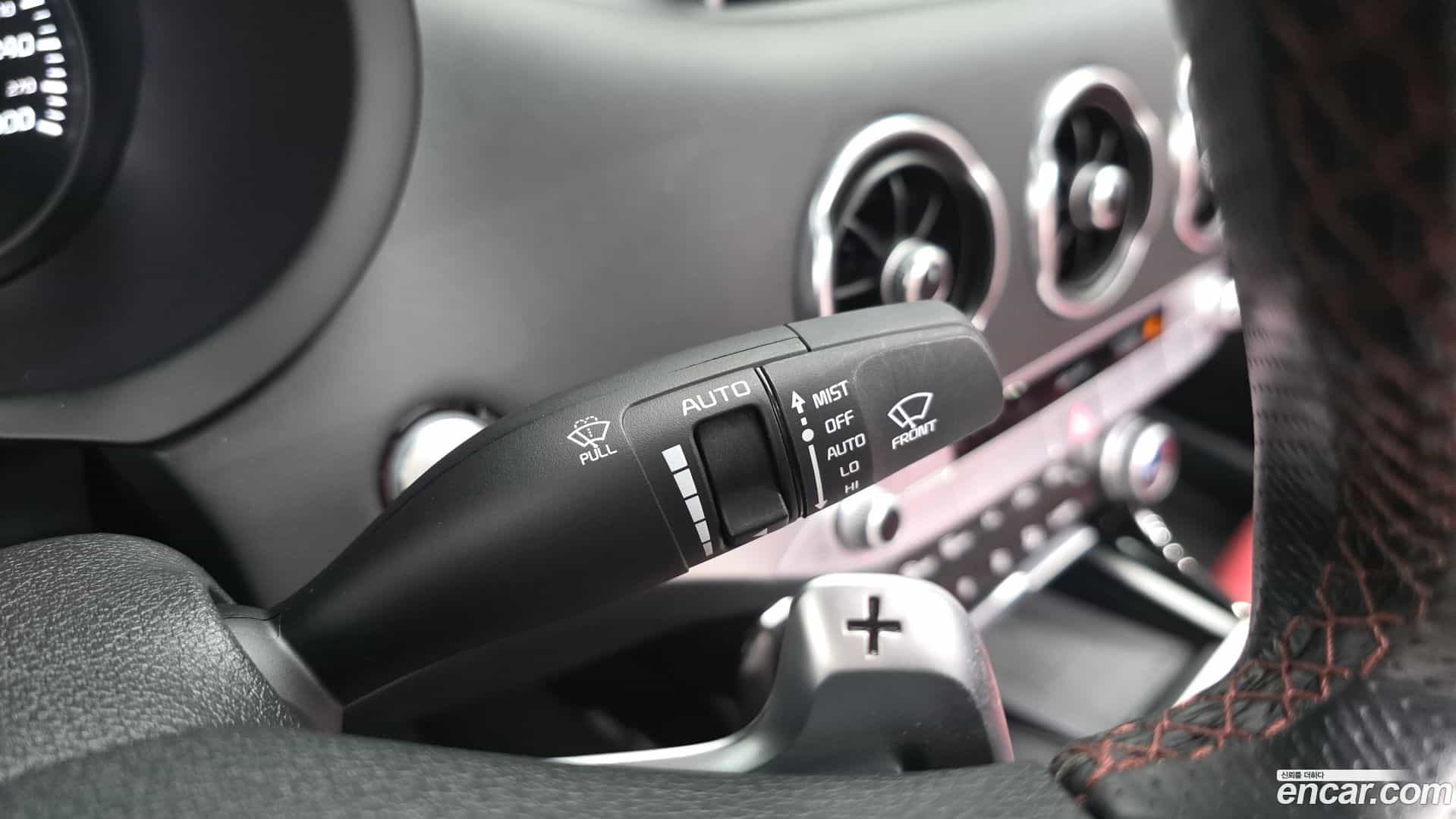 Stinger Kia 2017.6-OPTION-040