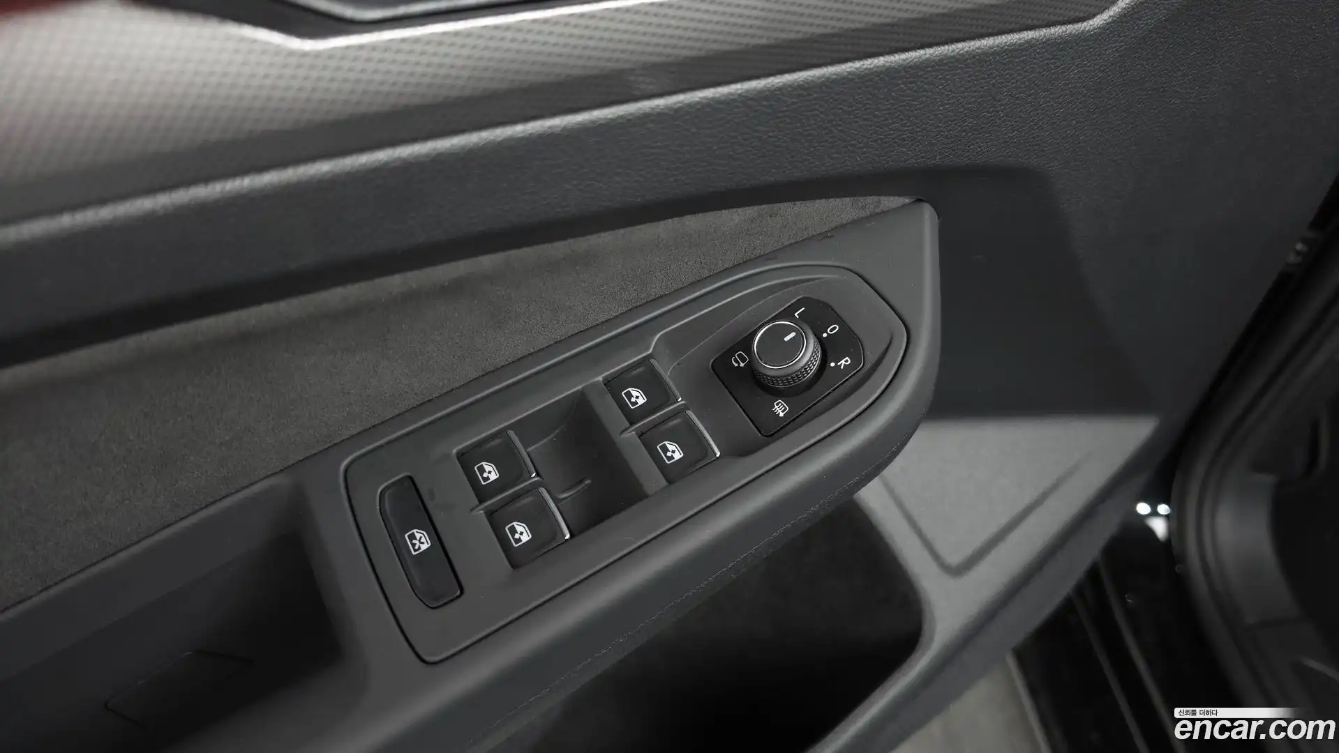 Golf Volkswagen 2025.2-OPTION-040