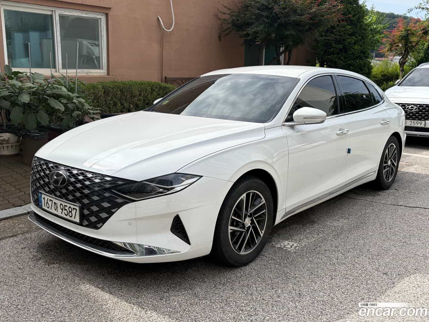 Grandeur Hyundai 2021.6-OUTER-003