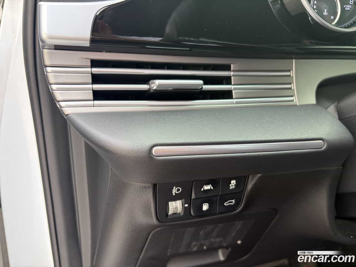 Grandeur Hyundai 2021.6-OPTION-015