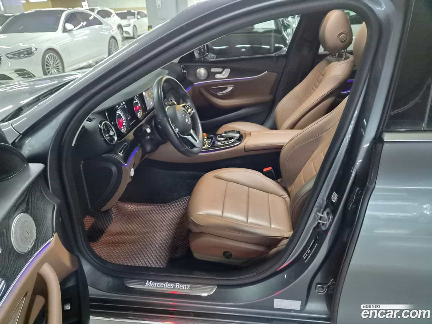E-Class Mercedes-Benz 2019.4-INNER-009