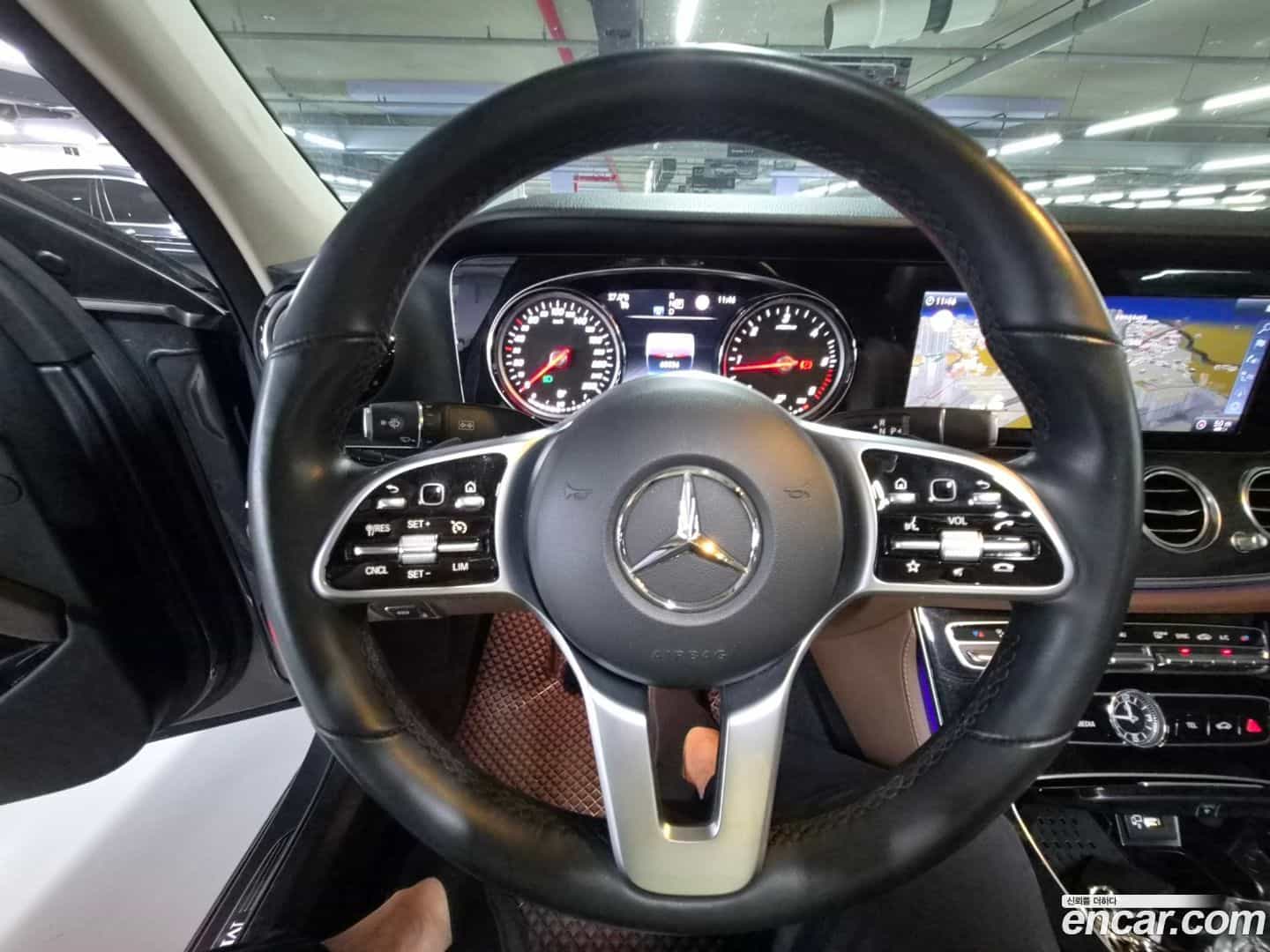 E-Class Mercedes-Benz 2019.4-OPTION-017