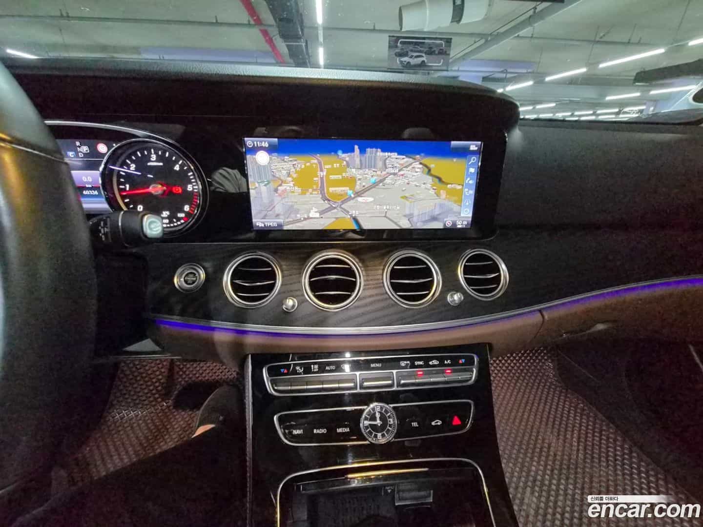 E-Class Mercedes-Benz 2019.4-OPTION-020