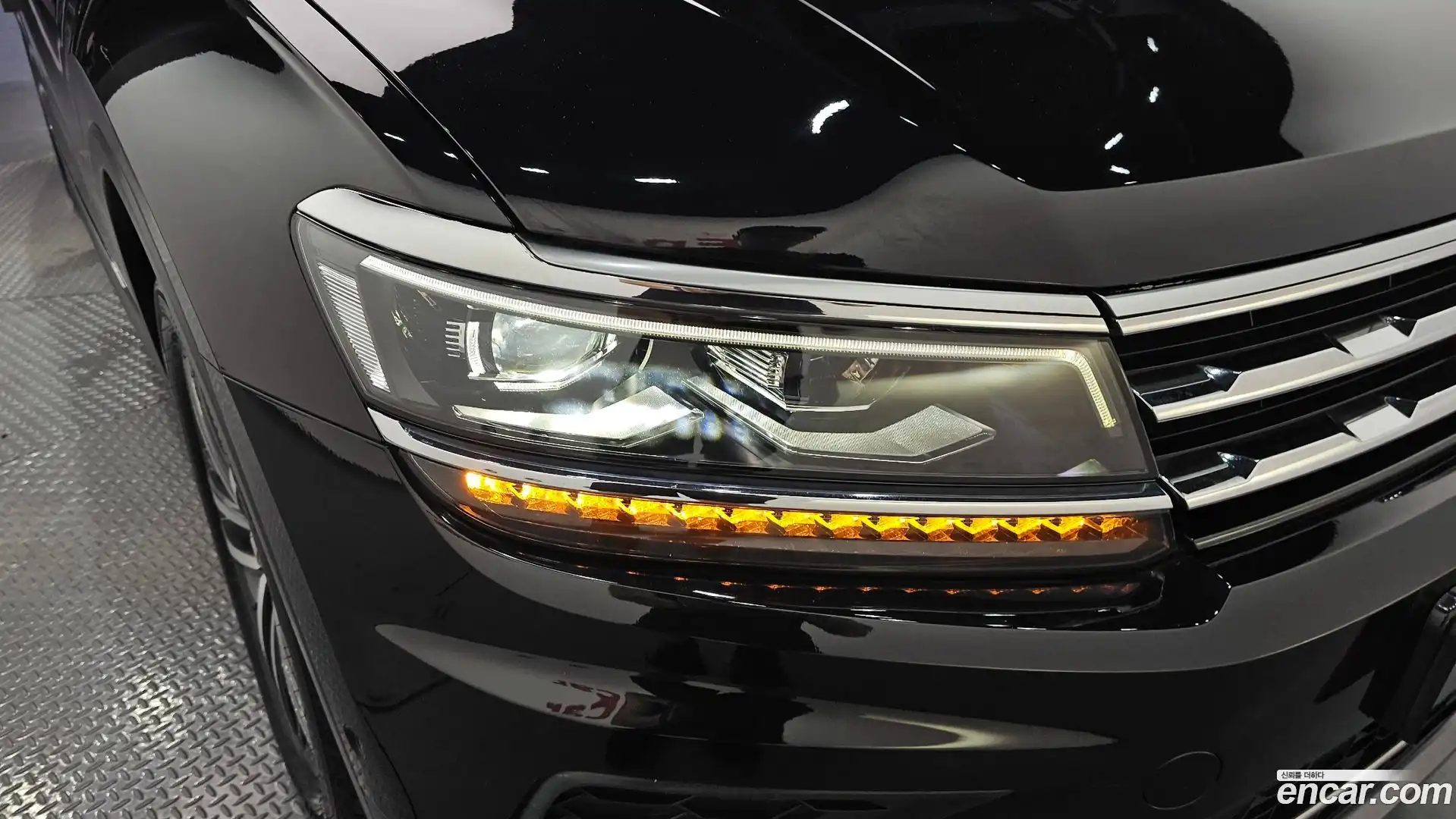 Tiguan Volkswagen 2020.11-OUTER-032