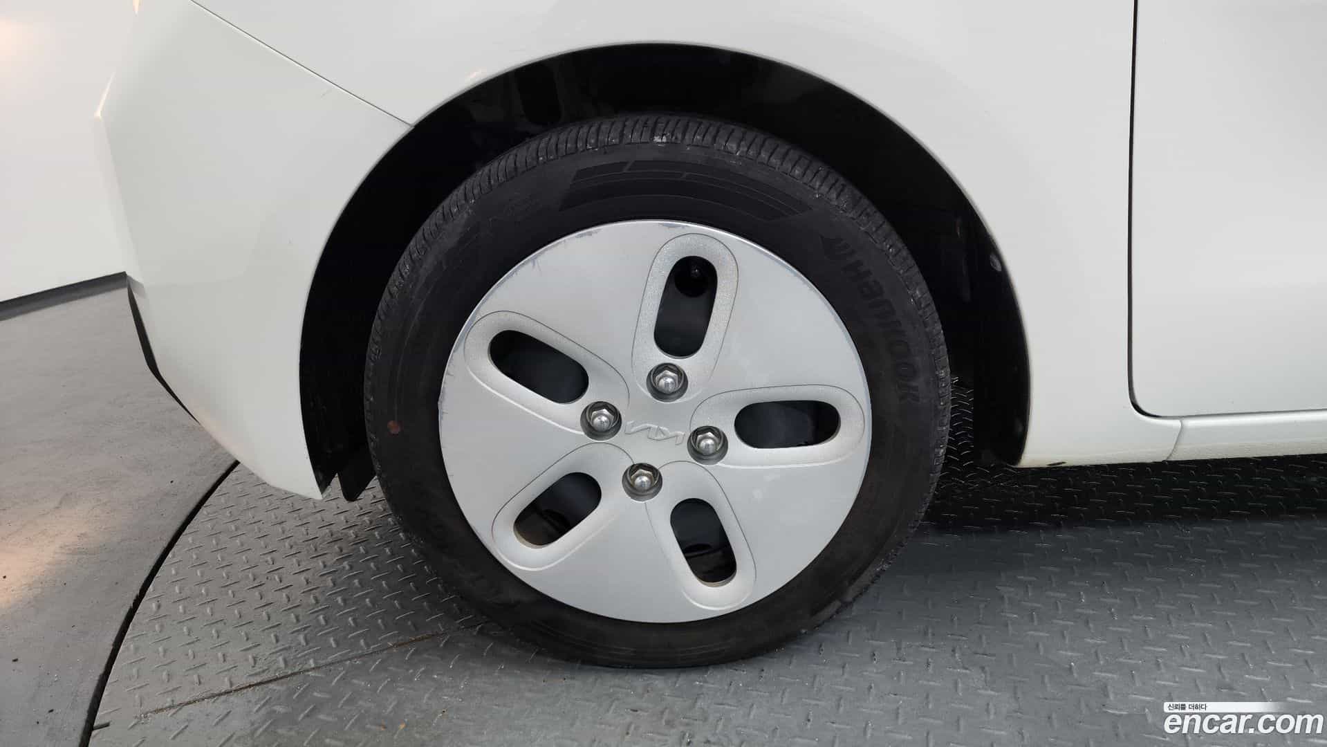 RAY Kia 2023.2-OUTER-005
