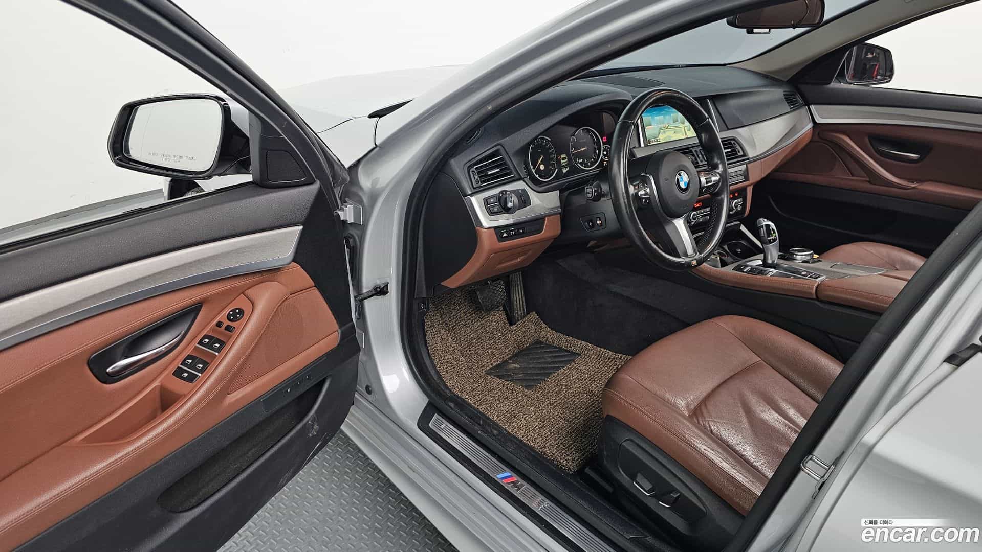 5-Series BMW 2016.10-INNER-010