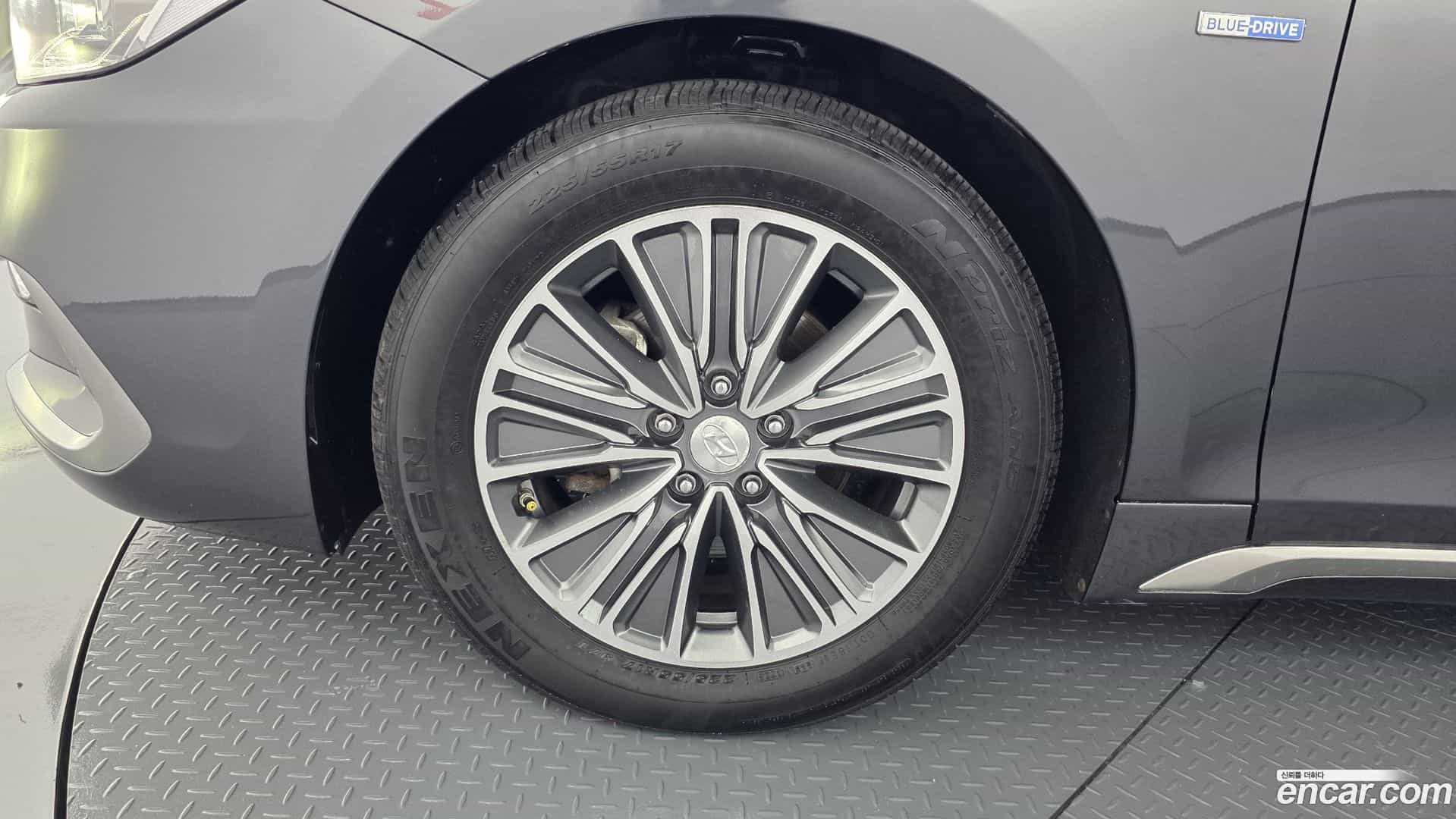 Grandeur Hyundai 2019.6-OUTER-005