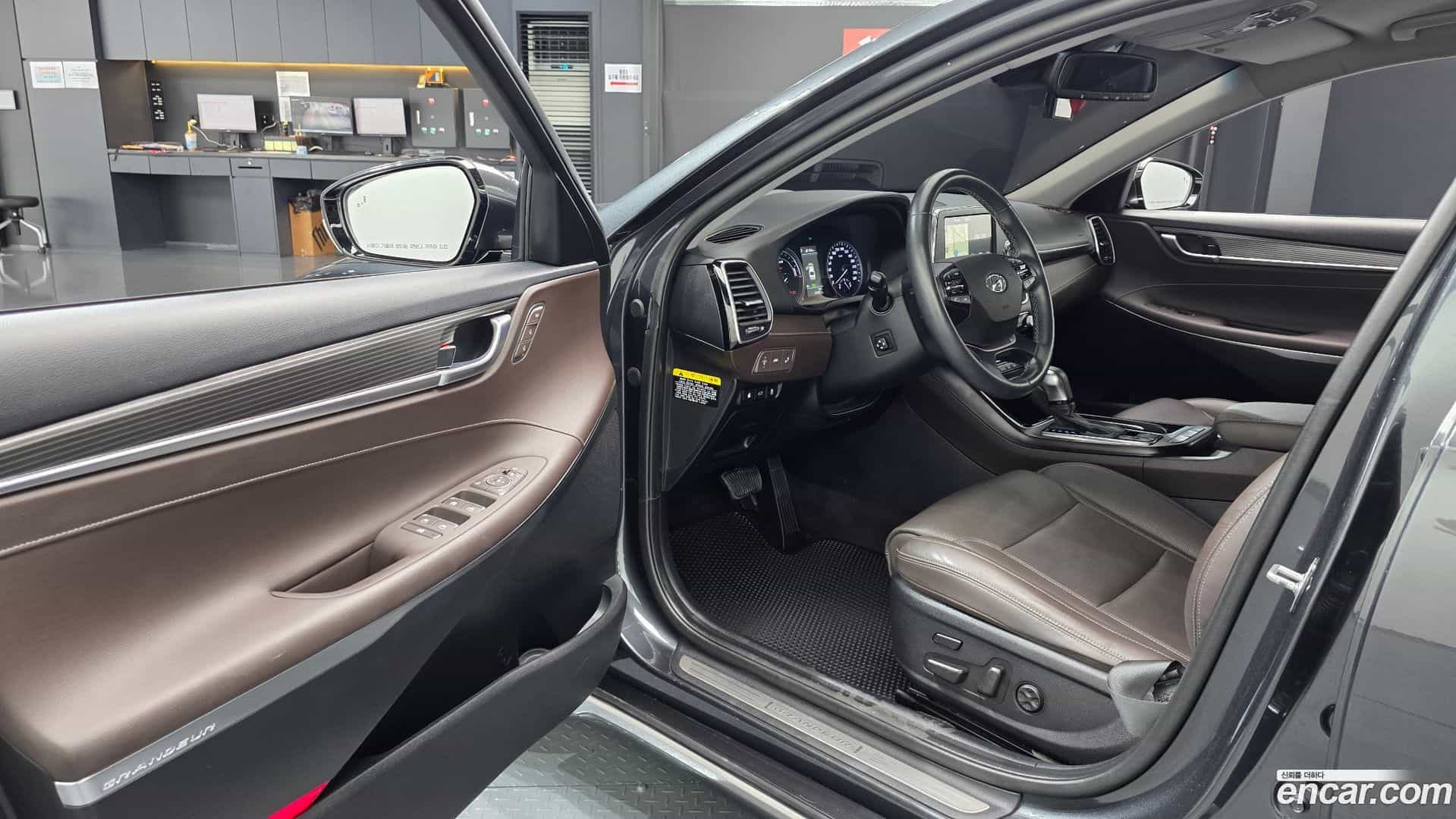 Grandeur Hyundai 2019.6-INNER-010