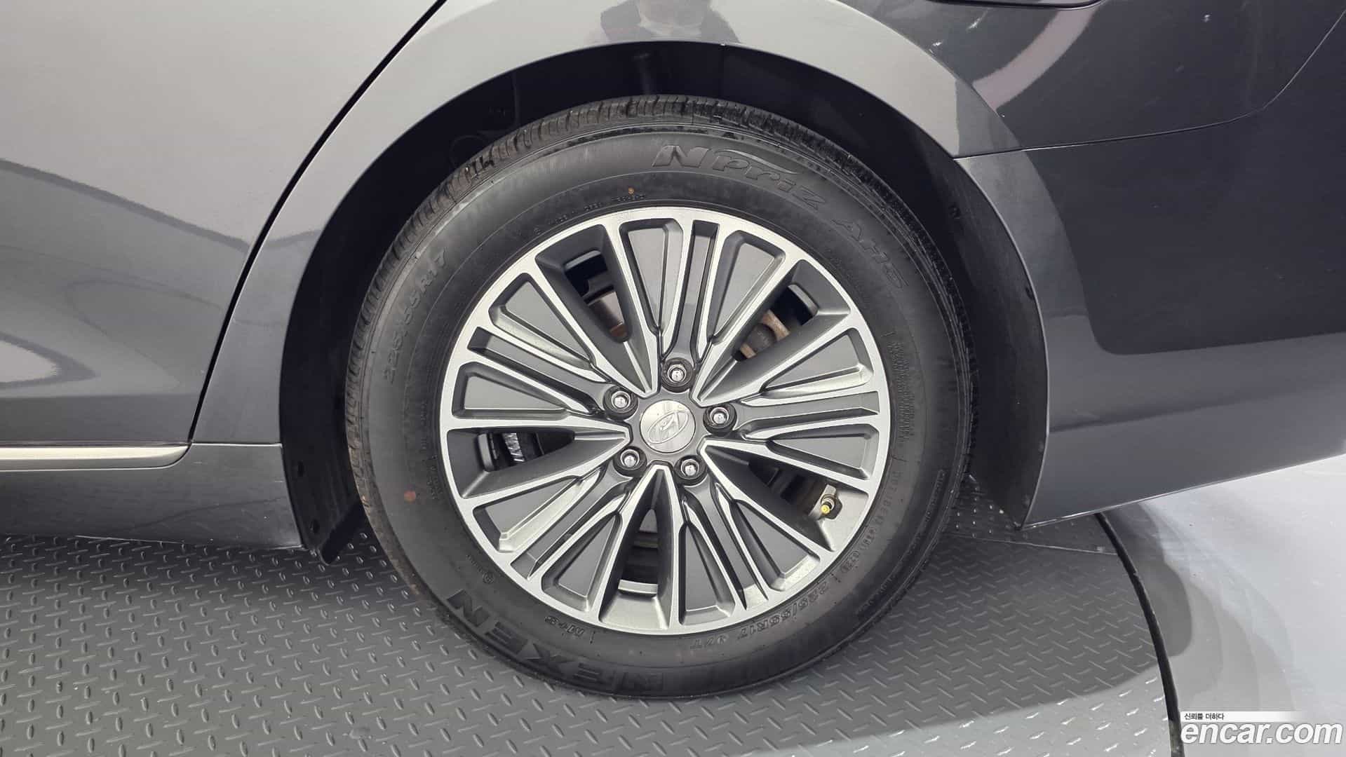 Grandeur Hyundai 2019.6-OUTER-031